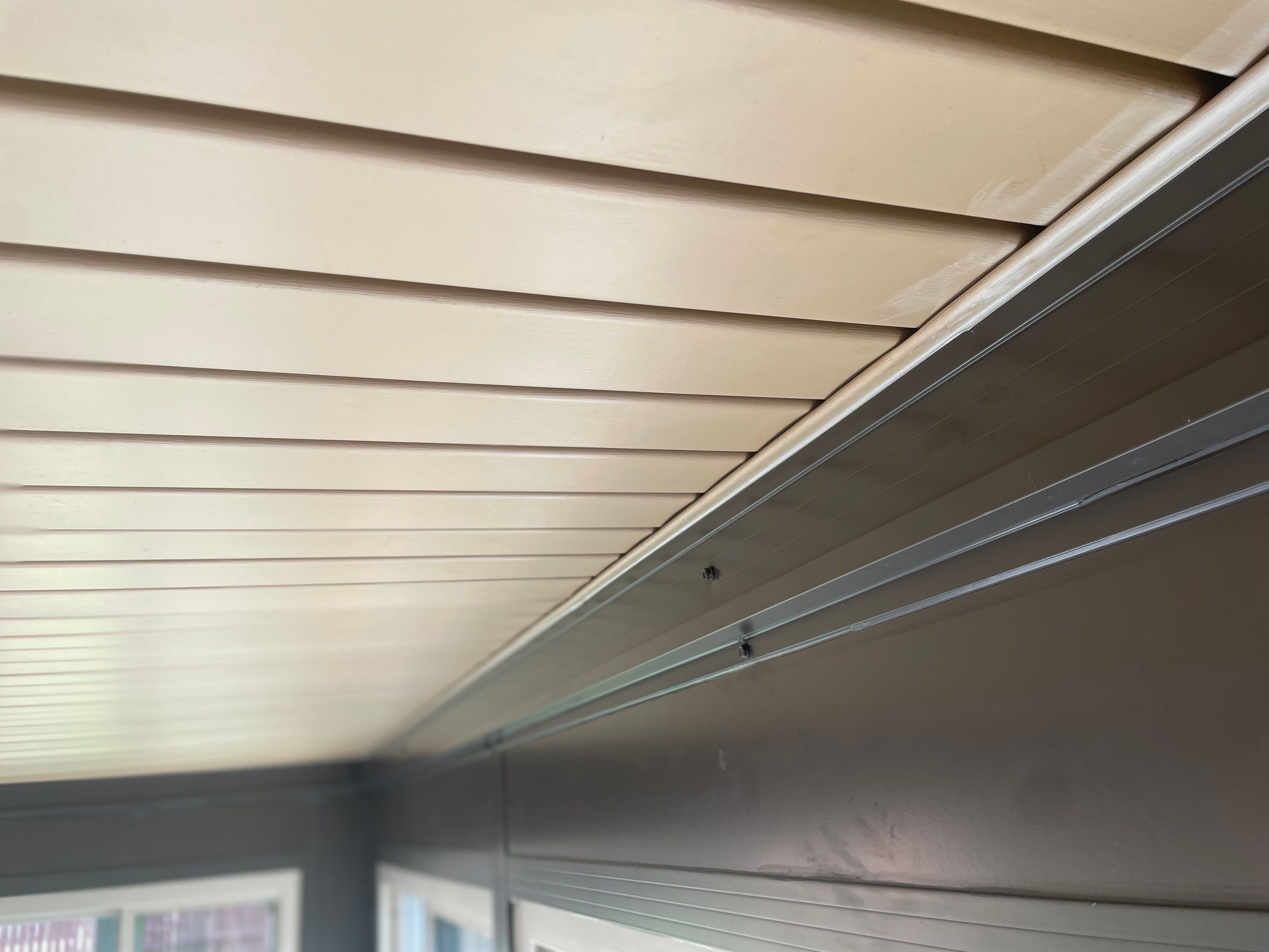 Glass Room using Colorbeam by Titan Sunrooms