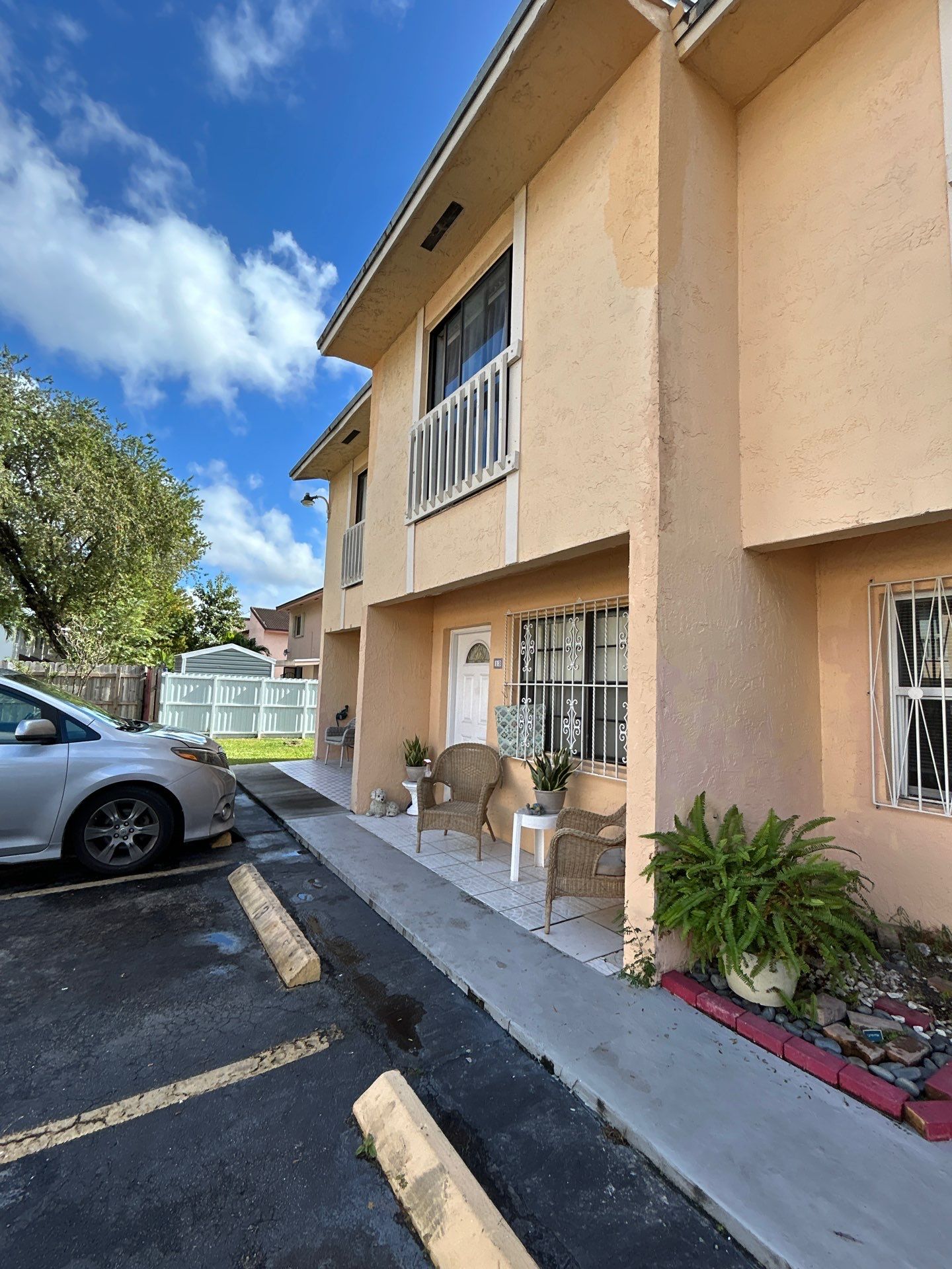 ALHAMBRA CONDO - BLDG 5305 by Souffront Construction & Engineering