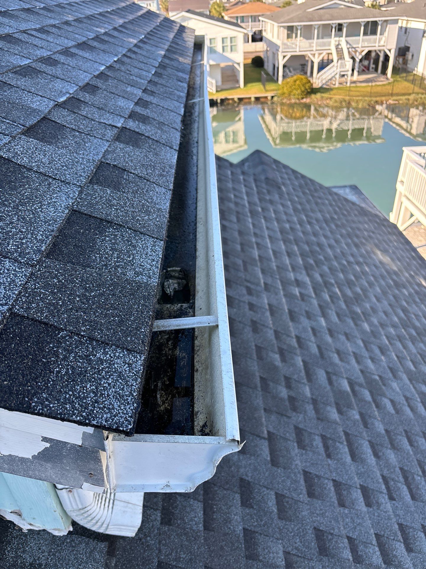 GAF HDZ - Pewter Grey by Linta Roofing Inc