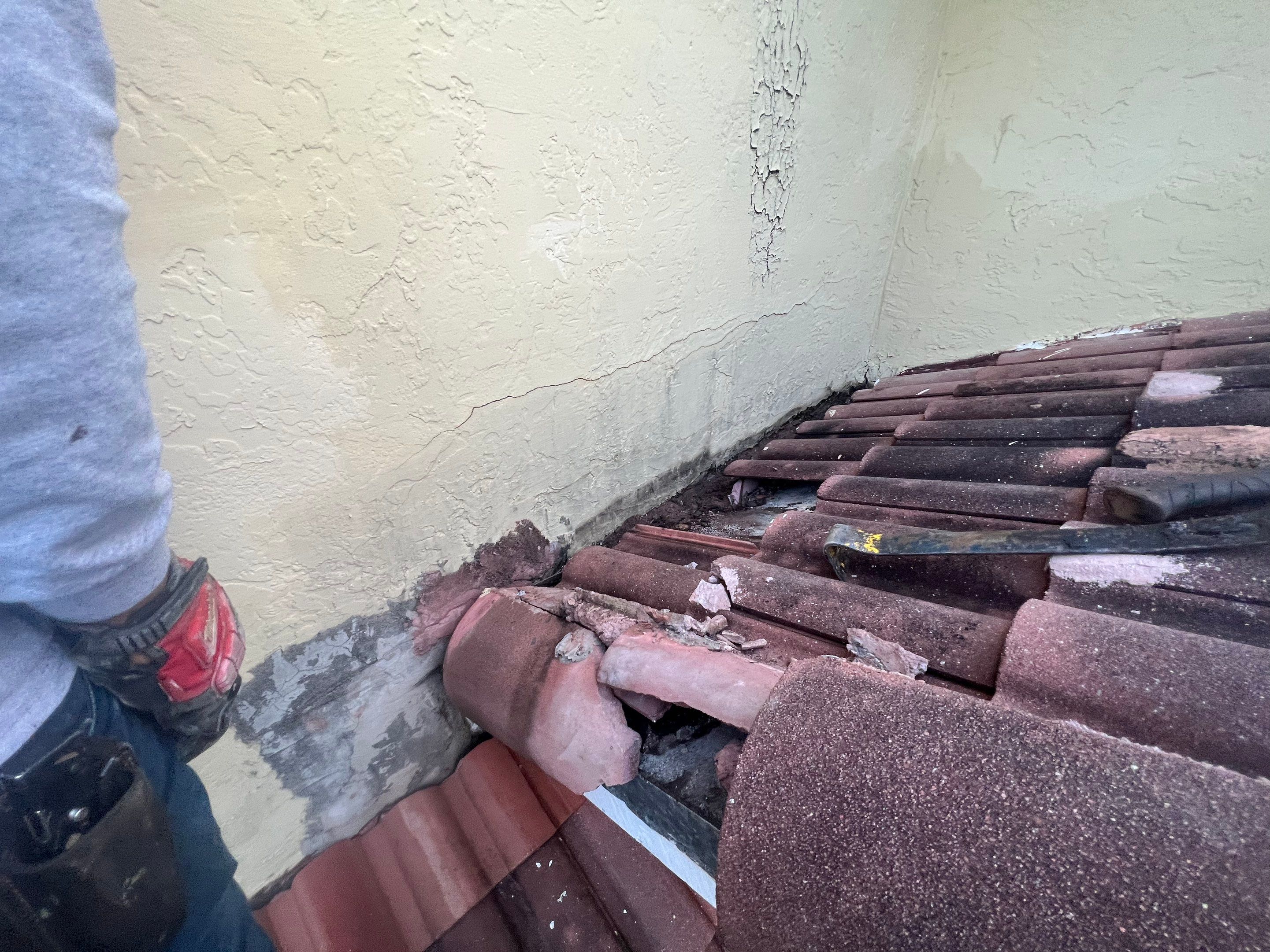 Natures Cove Rd., Dania Beach, FL by G&J Roofing 