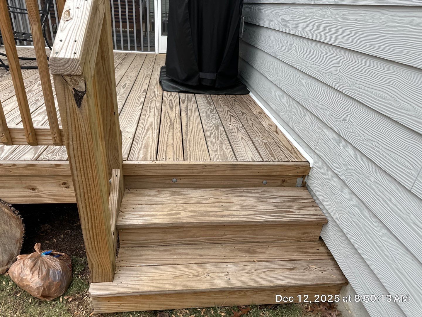 Wood Deck using Wood Sealant by DuraSeal