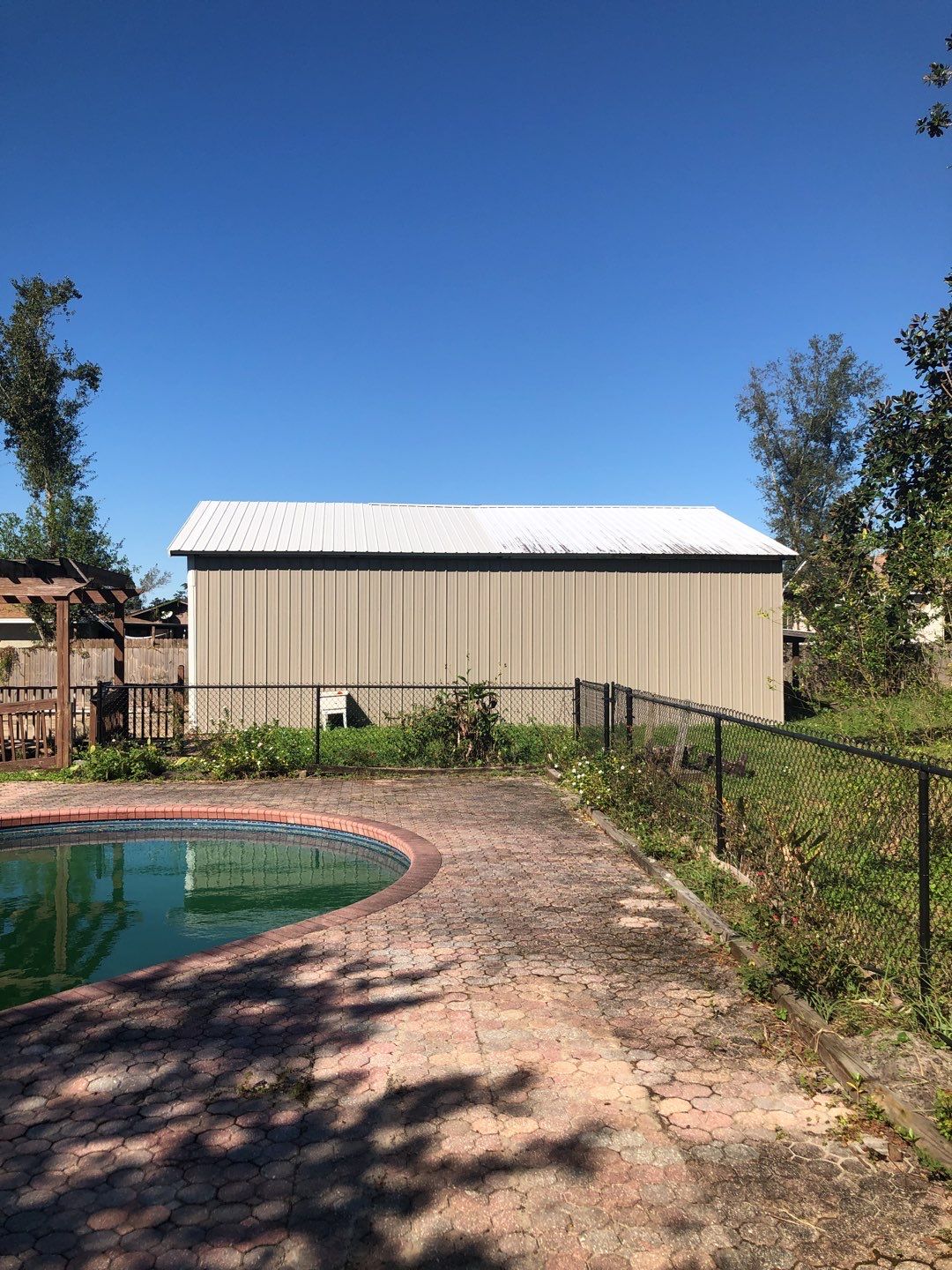 Gutter Installation using K-Style Seamless Gutters by Gutter Professors
