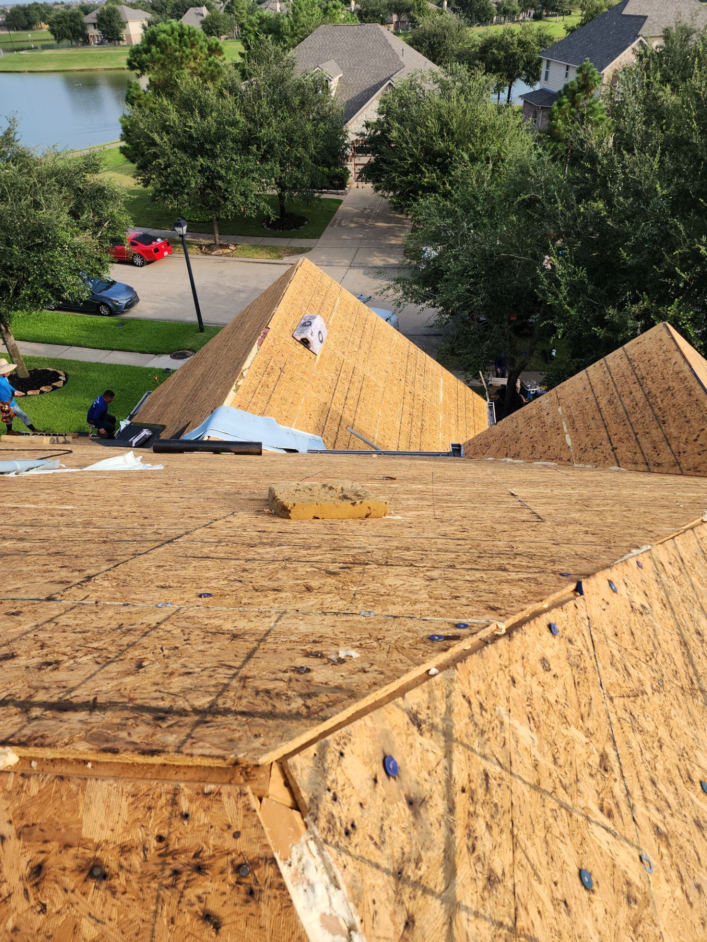 Residential Roofing Installation using Owen's Corning Duration (Lifetime) Shingles by Roof Repair Company