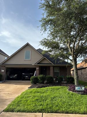 Residential Roof Replacement using ATLAS PROLAM BLACK SHADOW