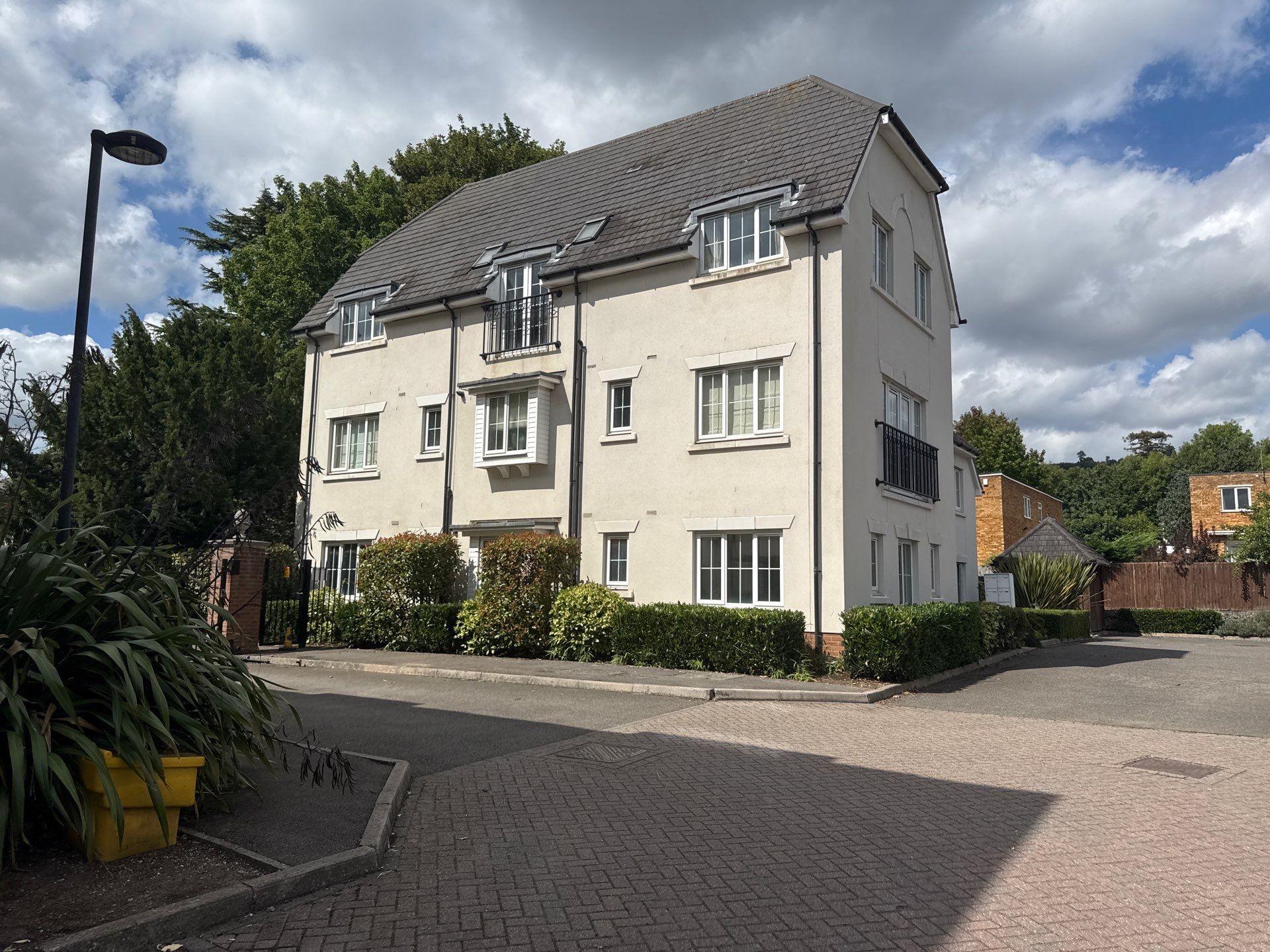 Render Clean by Ges Exterior Cleaning ltd