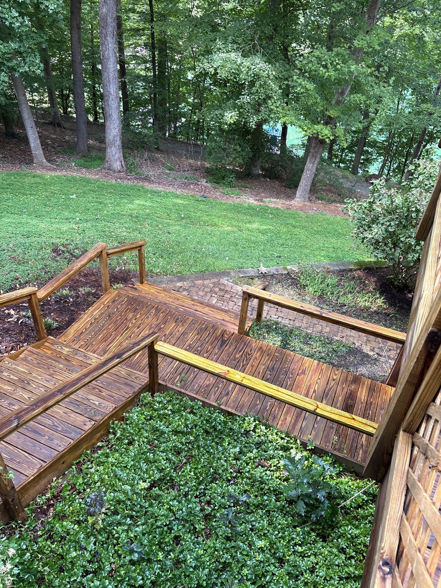 Wood Deck using Wood Stain by DuraSeal