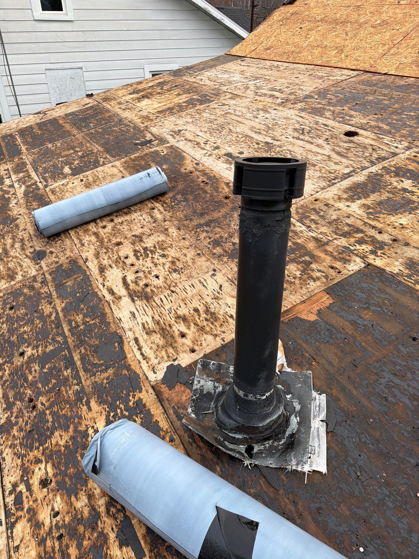 Residential Roofing Installation using GAF Timberline HDZ Biscayne Blue by Rainstoppers Roofing