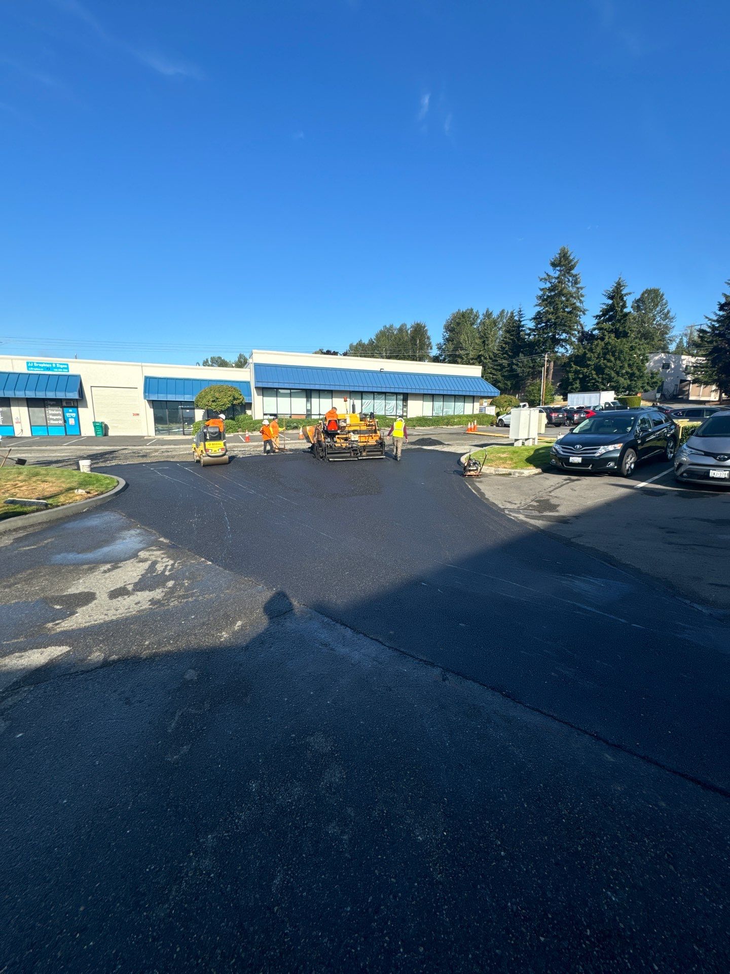 Buchan Bros | Asphalt Driveway by Jireh Asphalt & Concrete Inc 