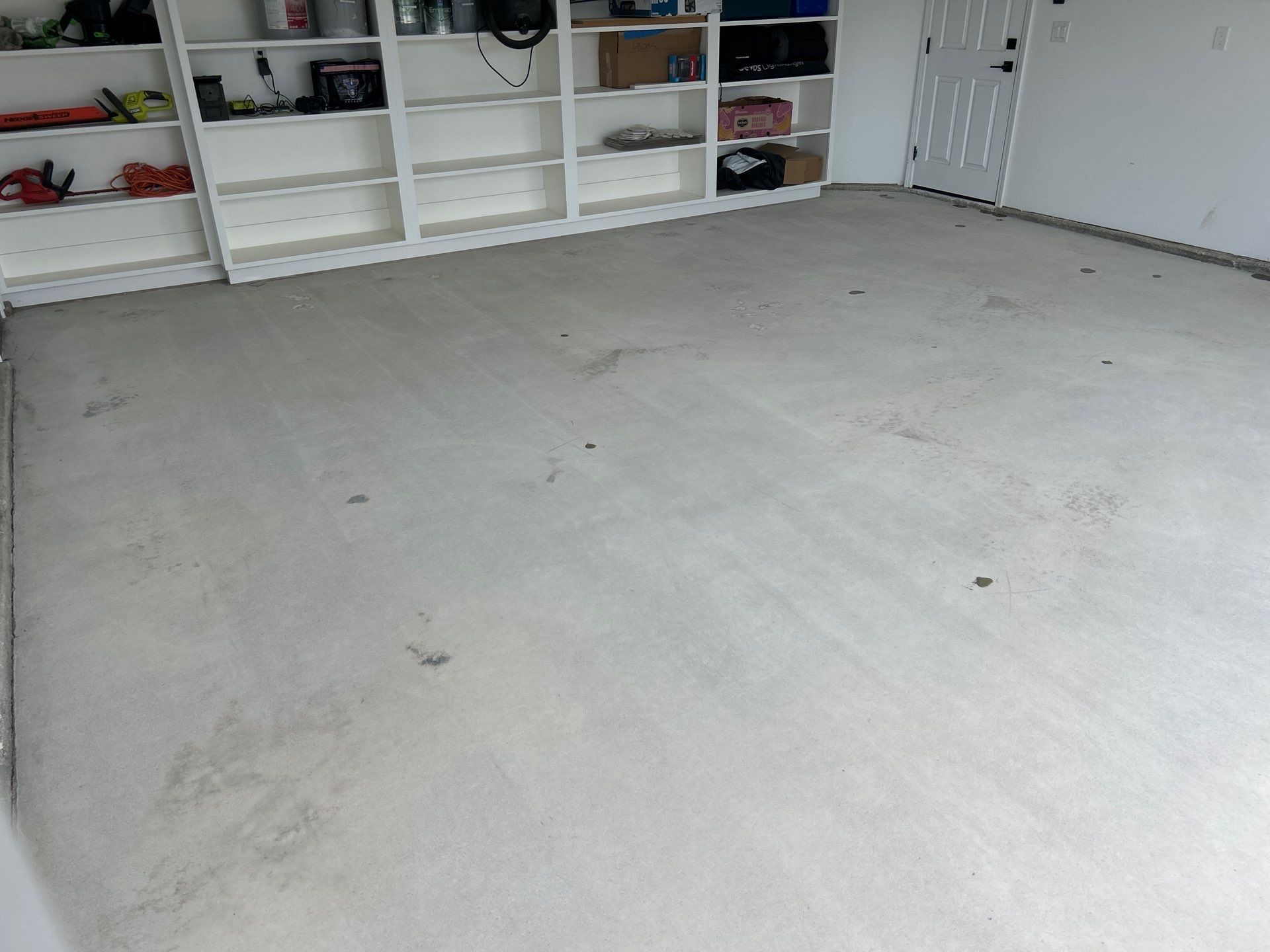 Feather Gray Polyurea Garage Floor Coating in Paso Robles by MGP Coatings