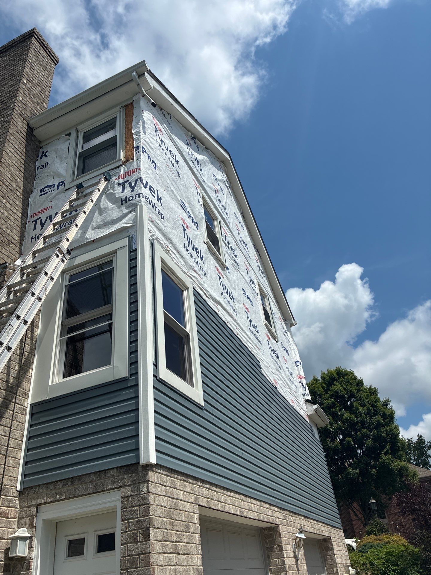 Full House Siding Renovation with English Wedgewood Vinyl Siding in Sewickley by Ideal Siding Pittsburgh
