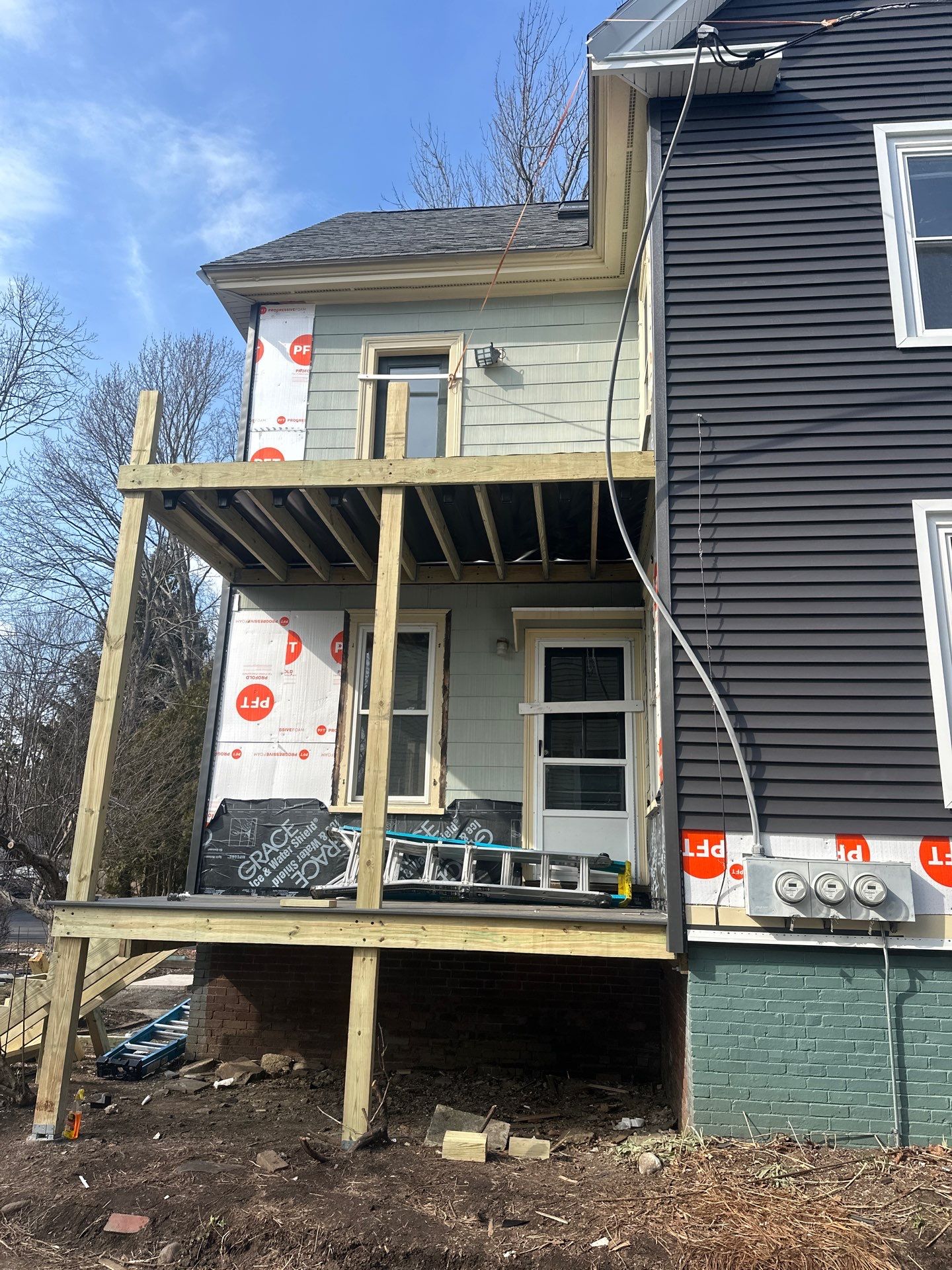 Portsmouth, New Hampshire - Siding Installation by Tall pine roofing