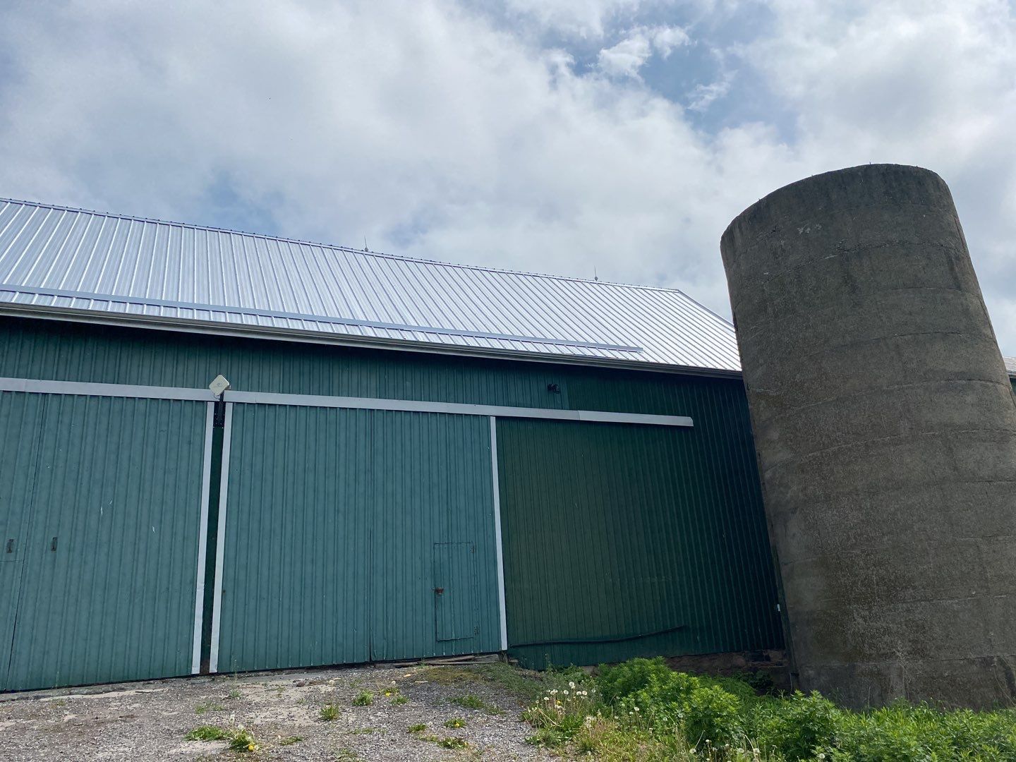 Barn Roof Exposed Fastener Metal Roof using Vicwest UltraVic by Jay Carter Roofing & Sheet Metal