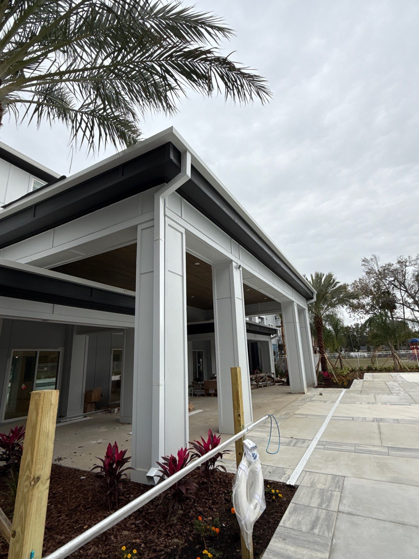 7-Inch Seamless Gutters for Large Roofs in Daytona Beach FL by Gutter Professors