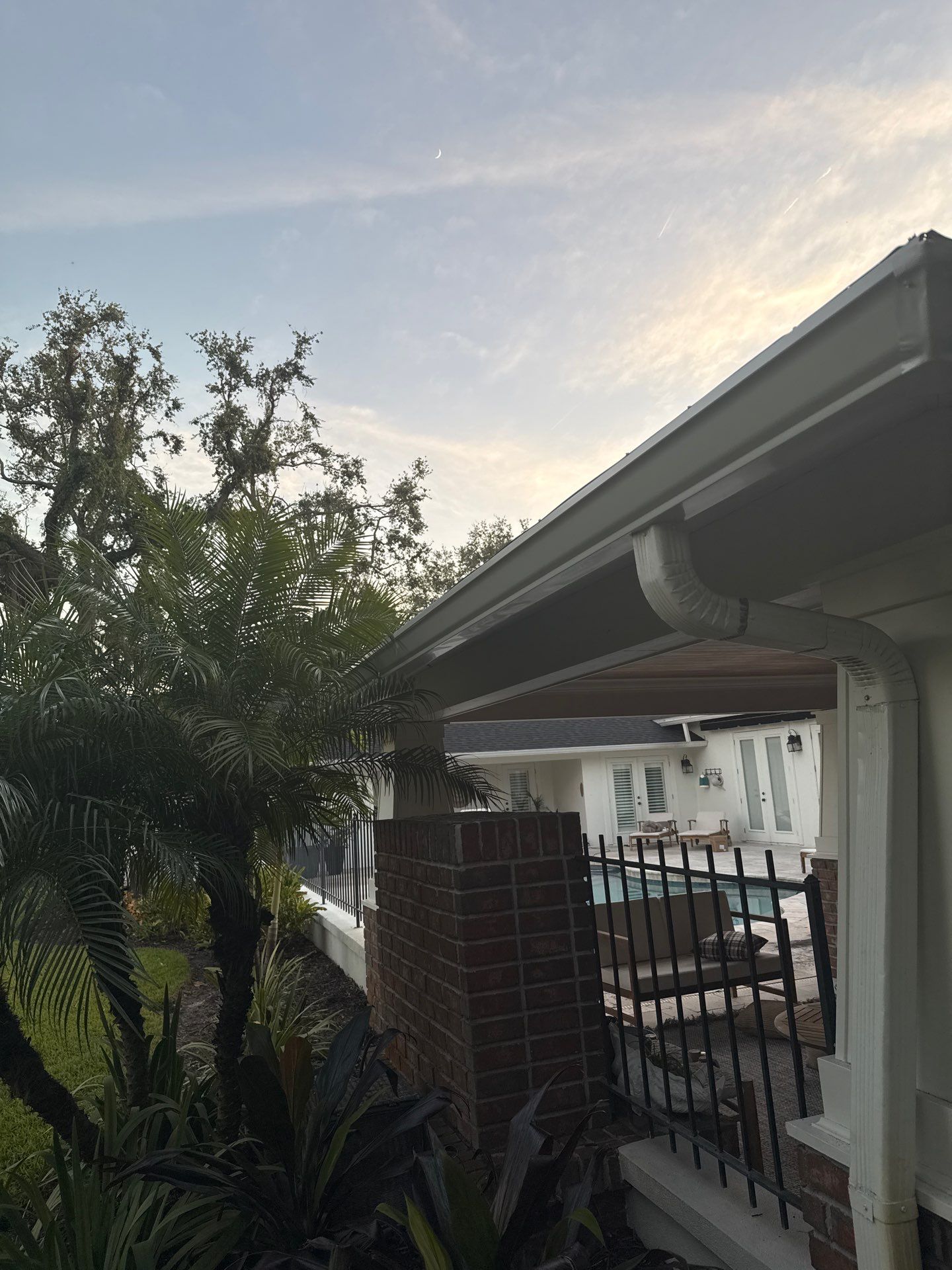 Seamless Gutters for Homes in Bradenton FL by Gutter Professors