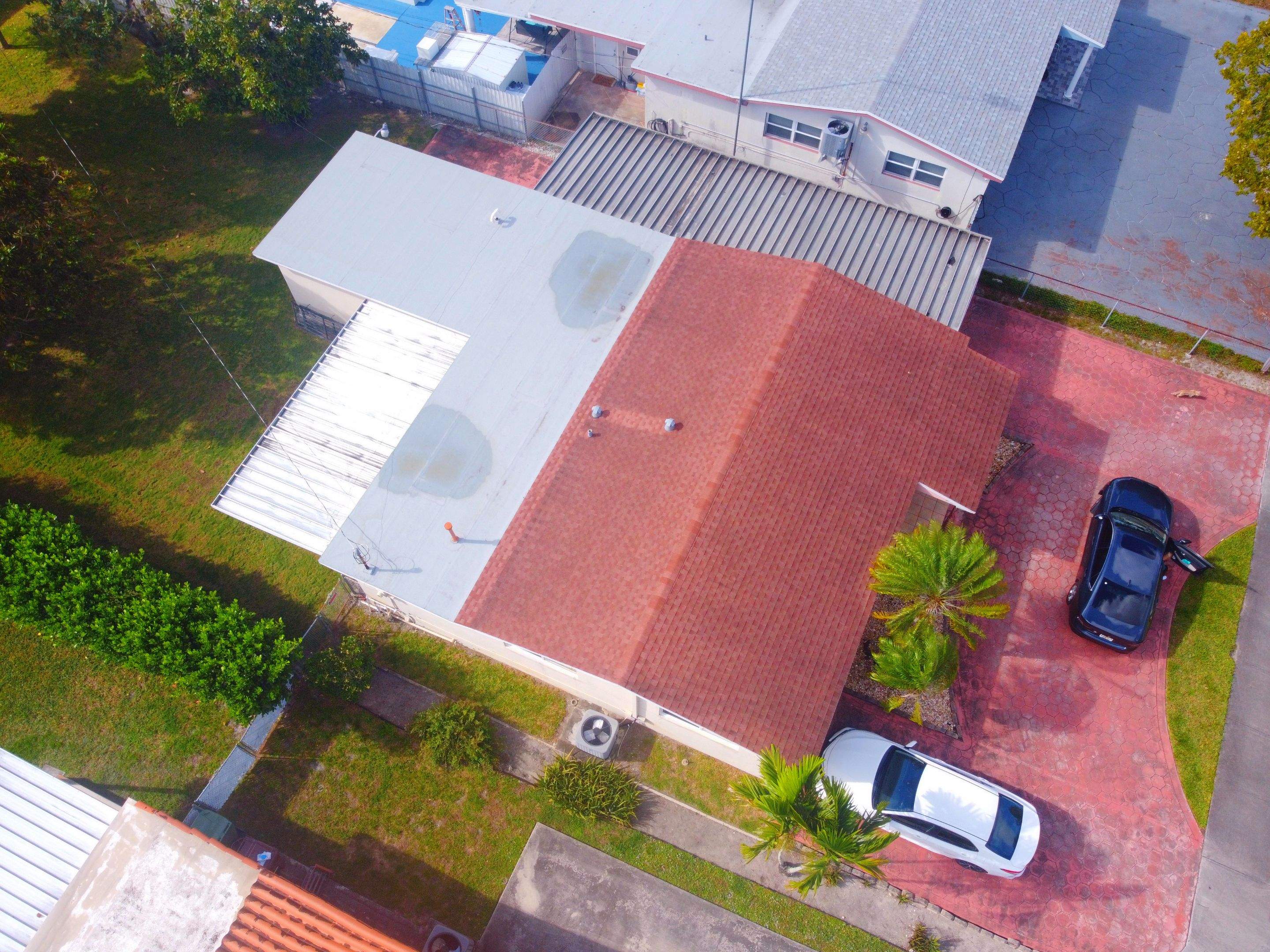 Residential Roofing Installation using Asphalt Roof by City Roofing Inc