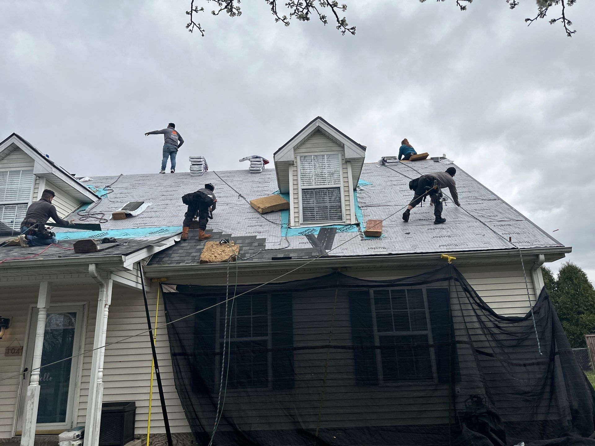 Residential Roofing Installation using GAF Timberline HDZ Harvest Blend in Nantucket Morning by Undersun Roofing 