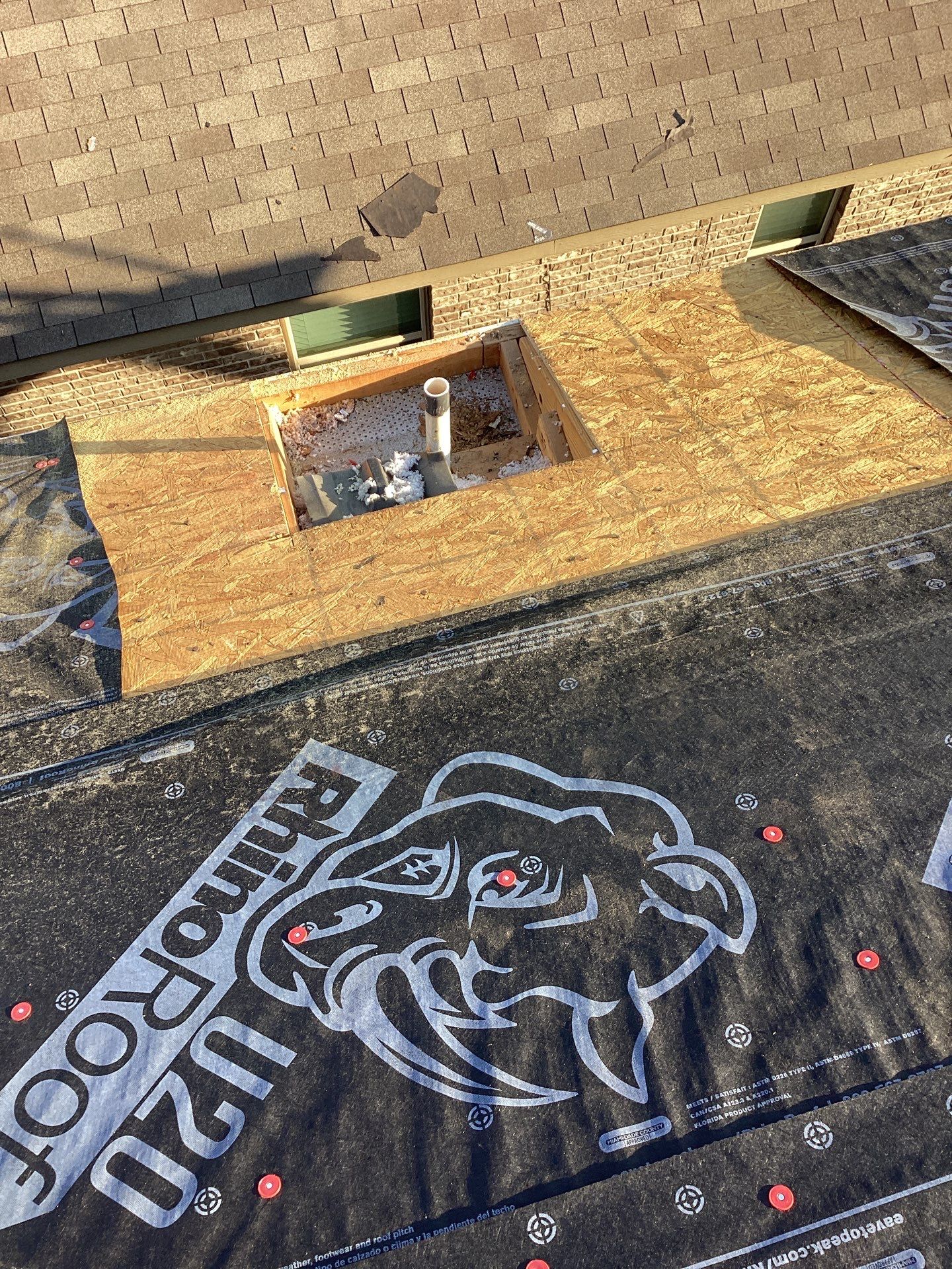 Residential Roofing Installation using Owen's Corning Duration (Lifetime) Shingles by Roof Repair Company