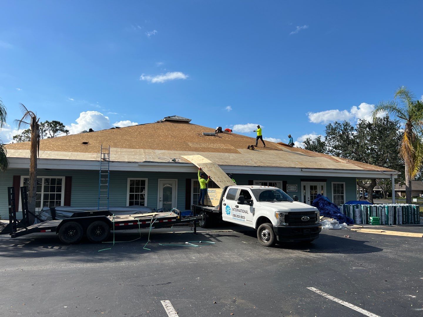 Commercial Standing Seam Metal Replacement in Fort Myers, FL by International Roofing