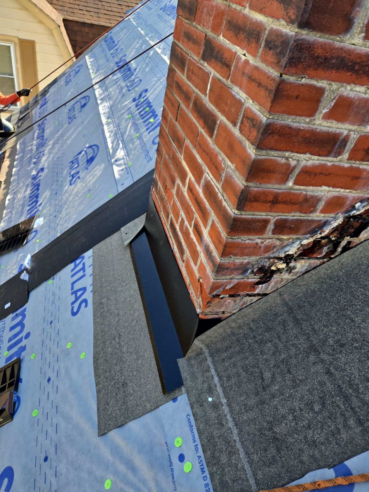 Atlas Pinnacle, Color, Coastal Granite, Drip Edge, Color, Black by Eagle Eye Roofing