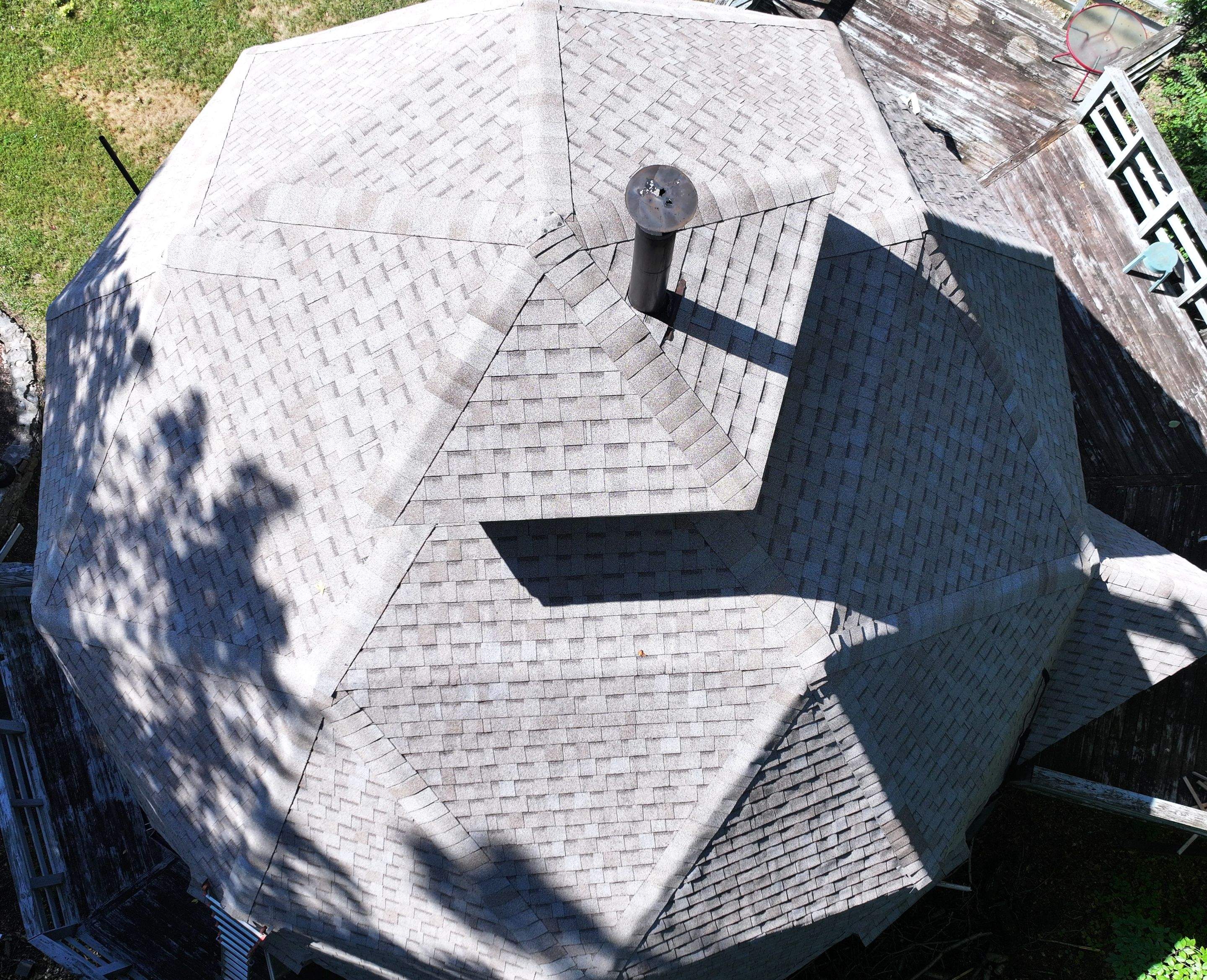 Maggard Residence by Omnia Roofing