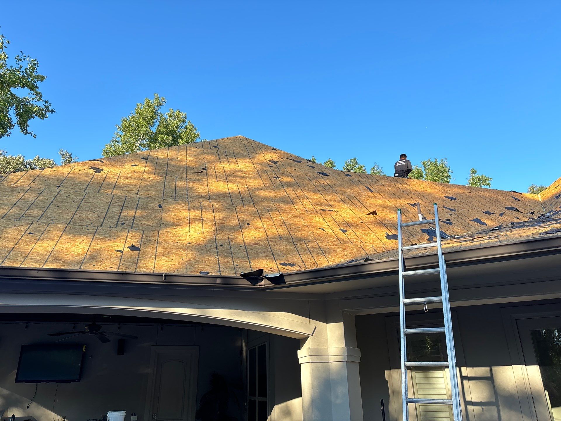 Residential Roofing Installation using Owen's Corning Duration (Lifetime) Shingles by Roof Repair Company