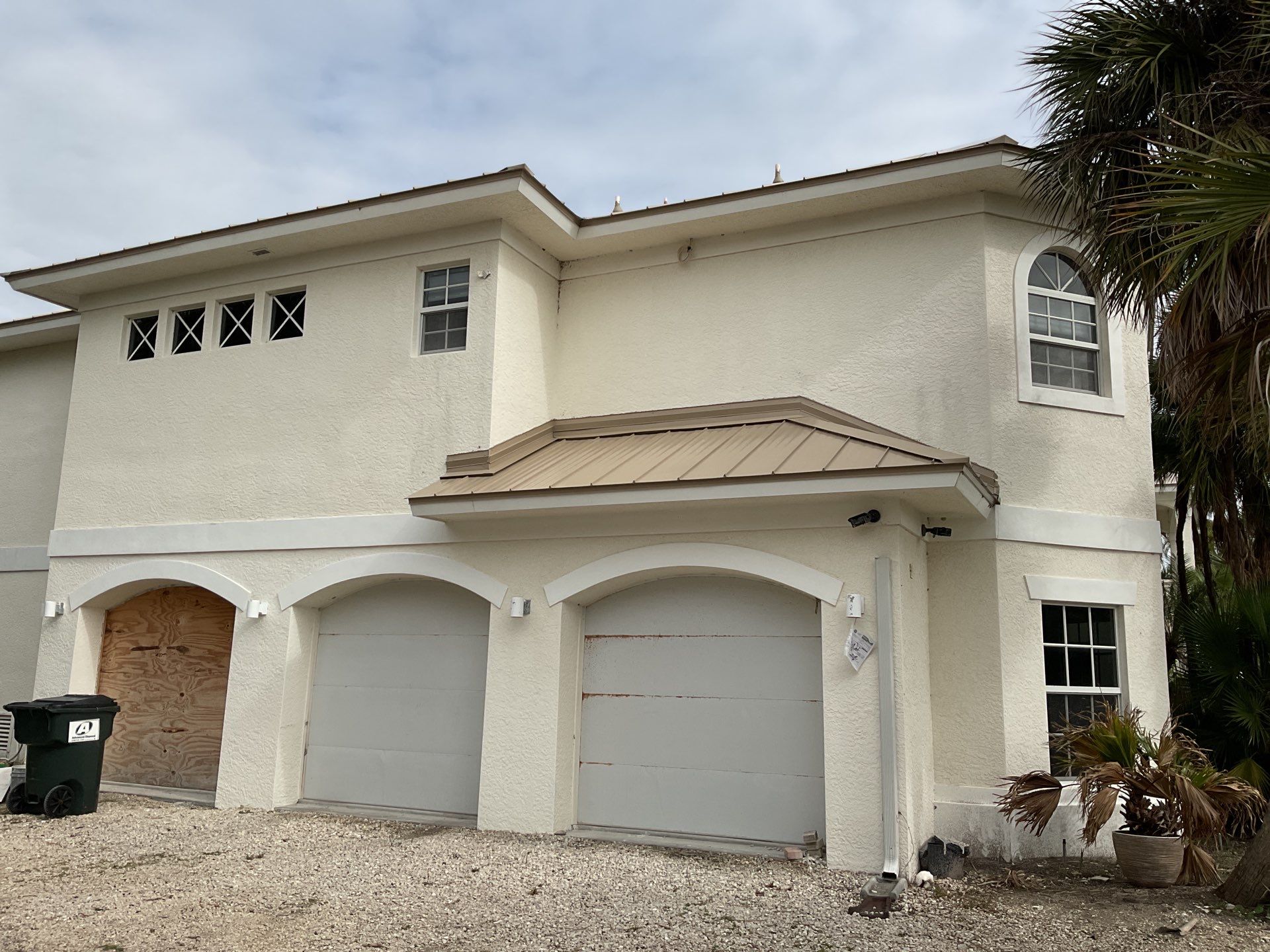 Commercial Gutters for Resorts in Sanibel FL by Gutter Professors