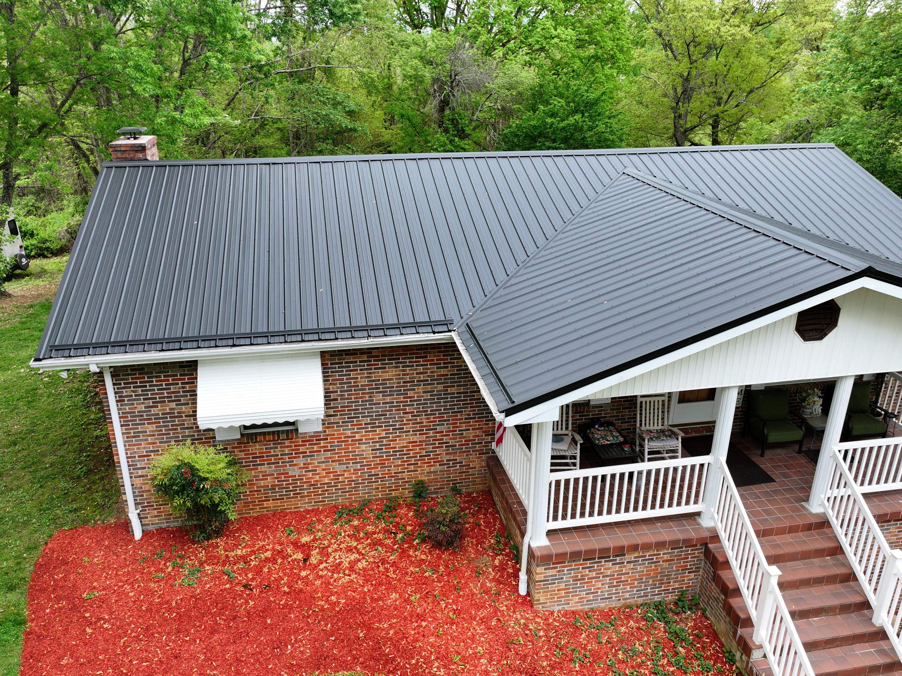 Whittaker Residence by Omnia Roofing