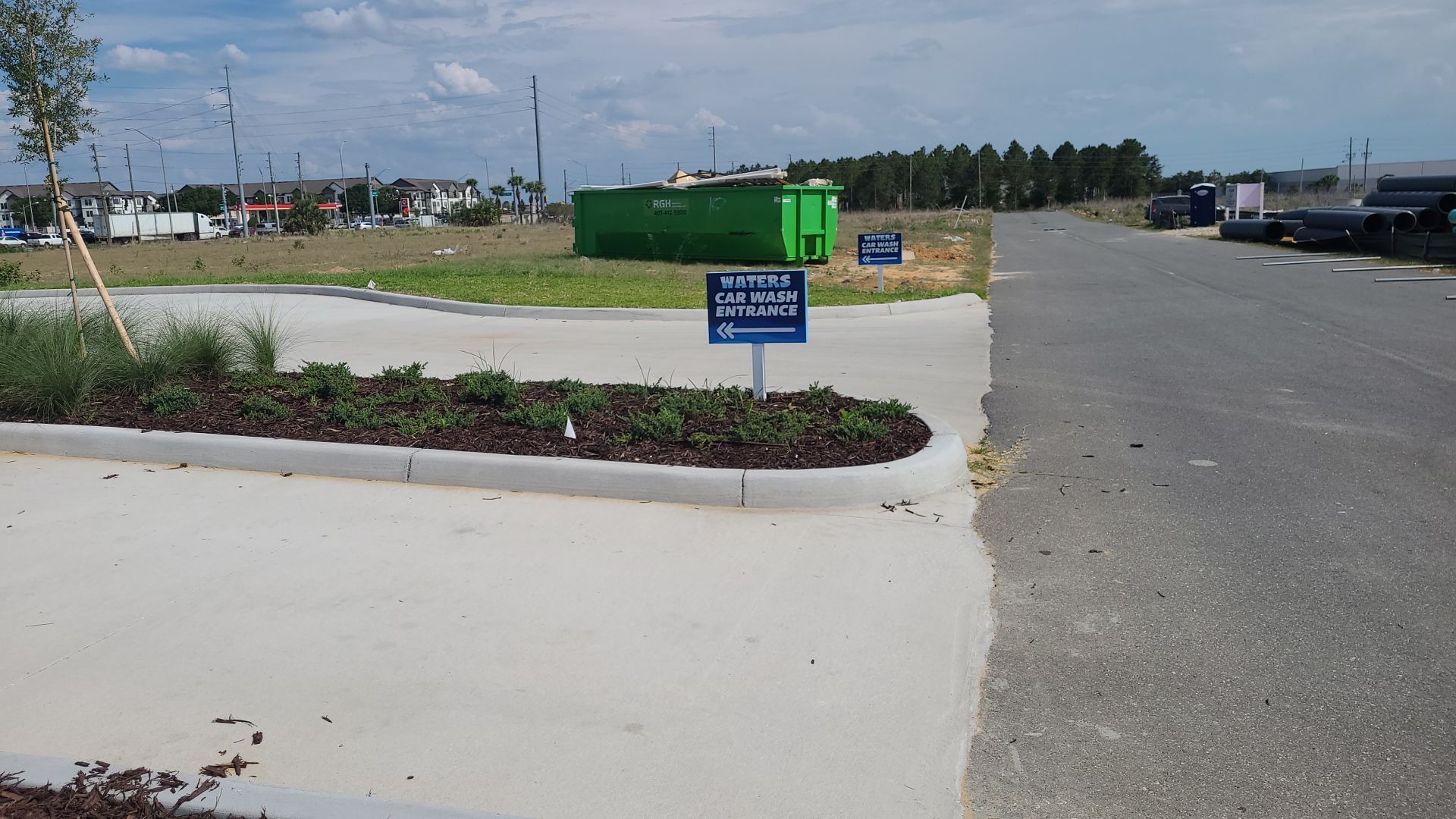 Pylon Sign and Channel Letters for Waters Car Wash by SignCrafters