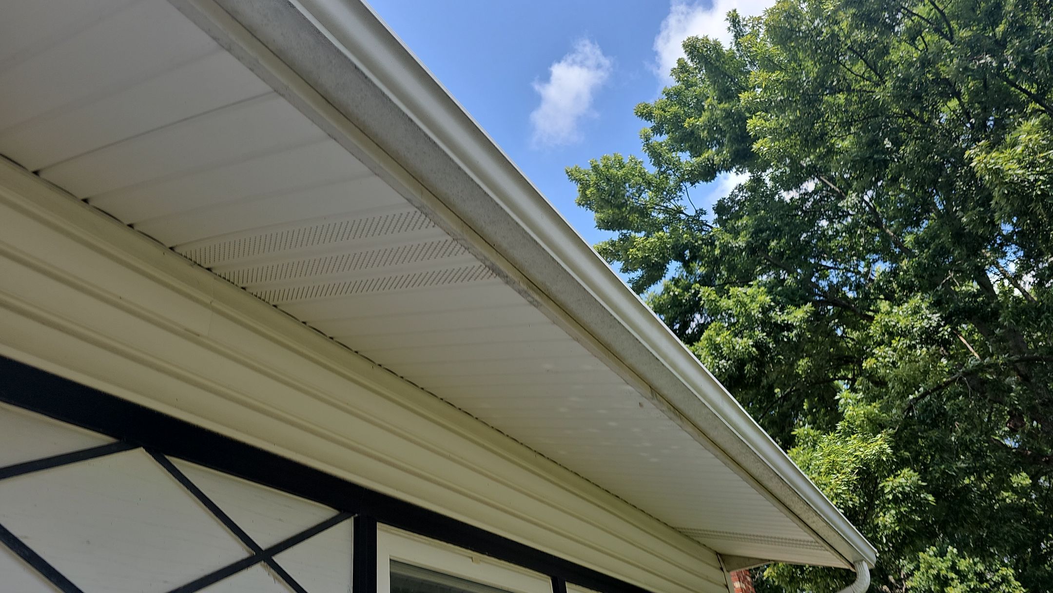 ATLAS PINNACLE COLOR: SCOTCHGARD BLACK SHADOW by Eagle Eye Roofing