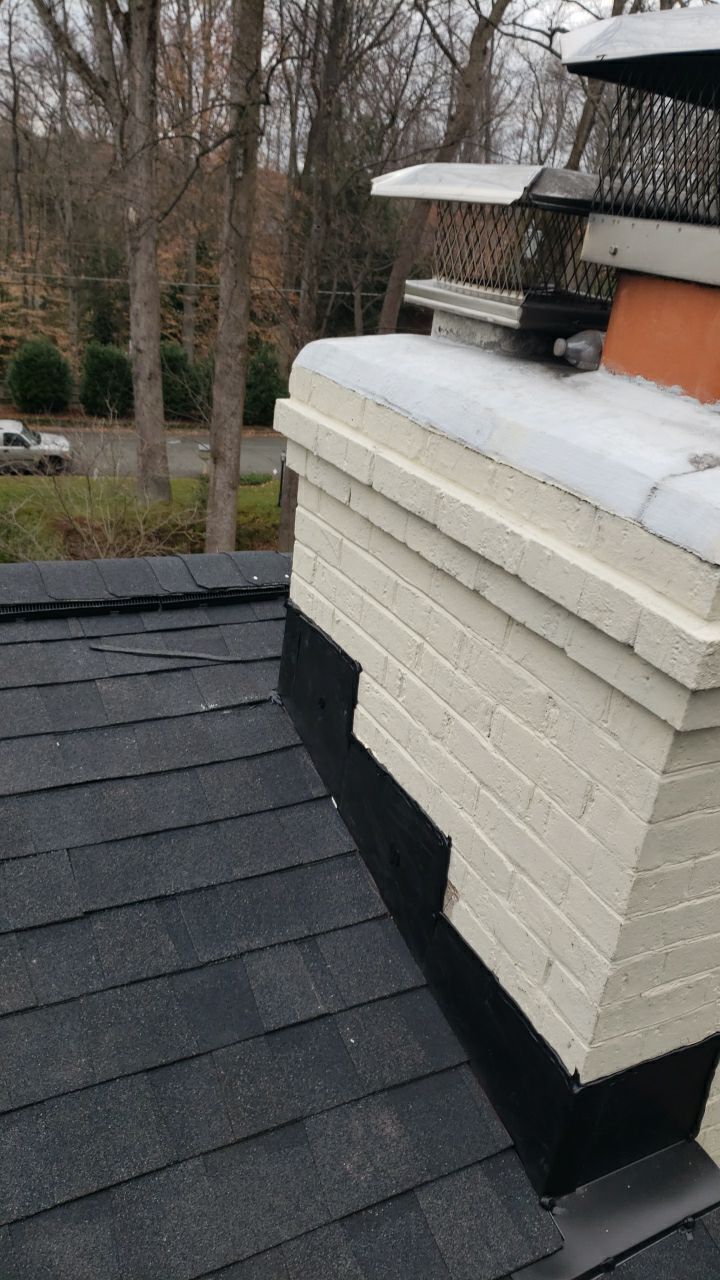 McLean: Certainteed Landmark Pro Designer Shingles in Max Def Charcoal Black by RM Banning, Inc.