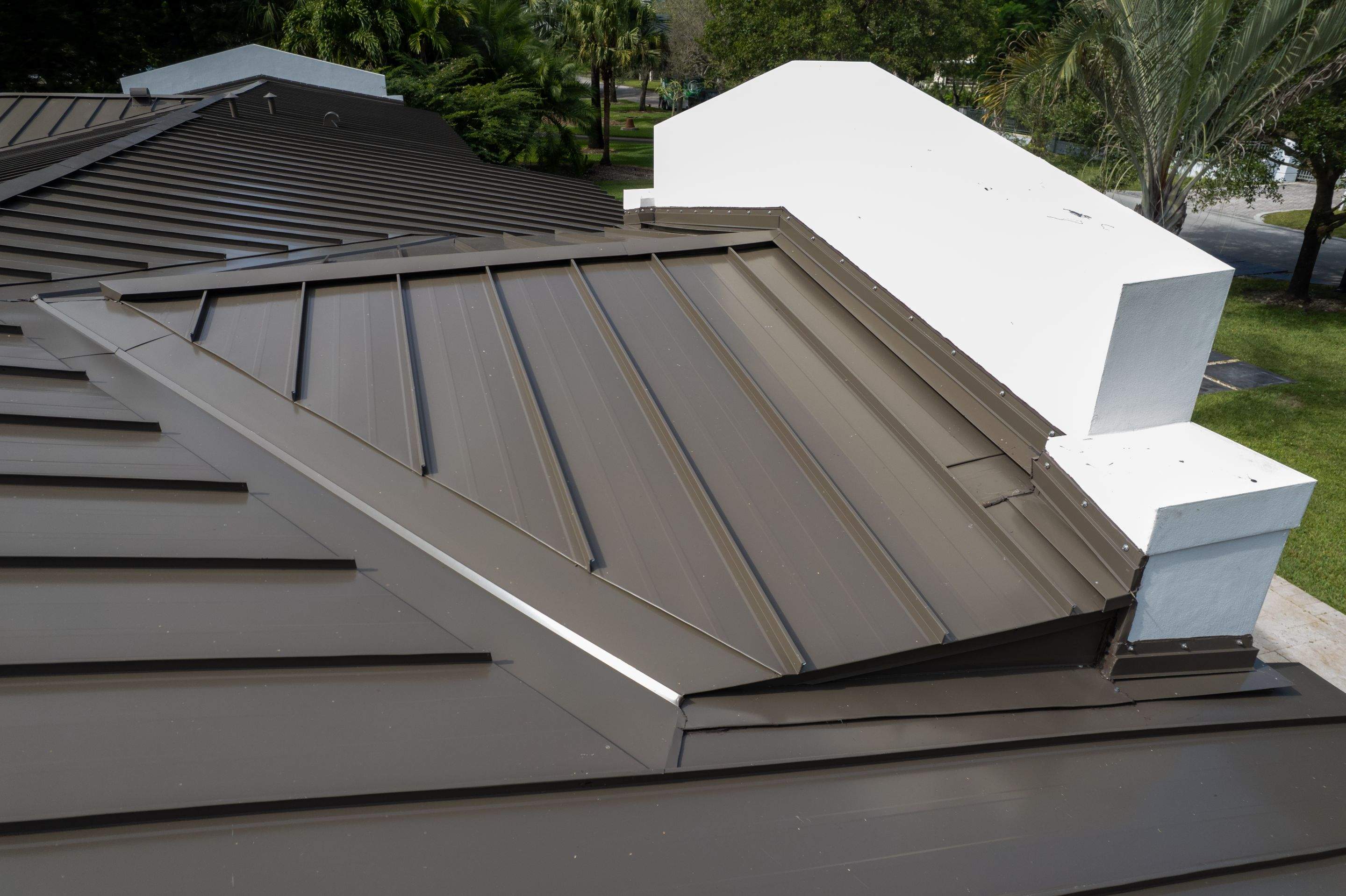 Metal Roof - Galvalume - Medium Bronze by Istueta Roofing