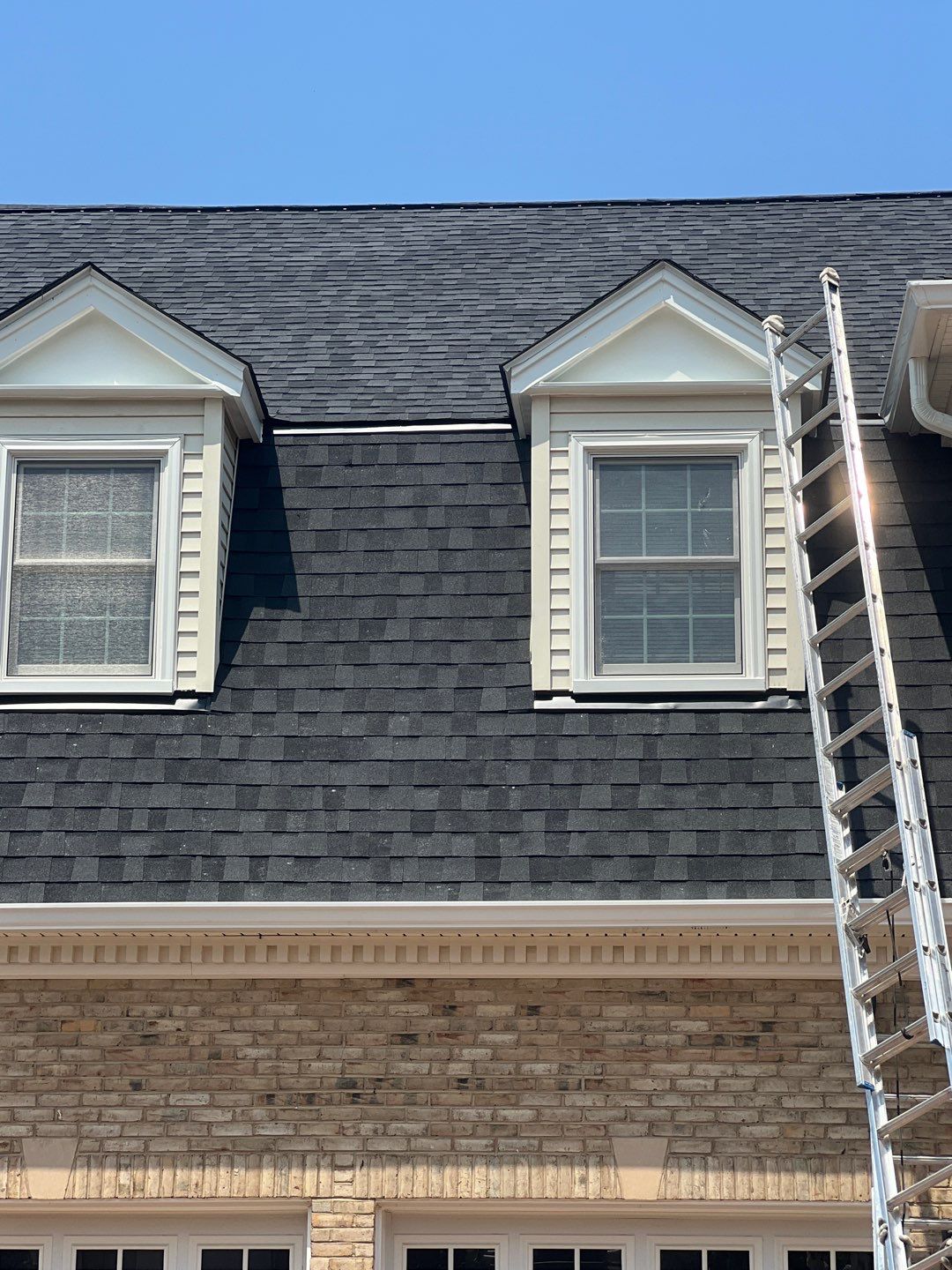 McLean: Residential Roof Installation with Landmark Pro Designer Shingles in Max Def Moire Black by RM Banning, Inc.