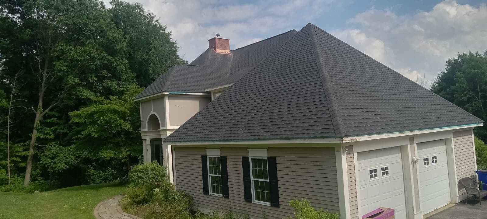 DiGIorgi installs a brand new roof in New Hartford by DiGiorgi Roofing and Siding Inc