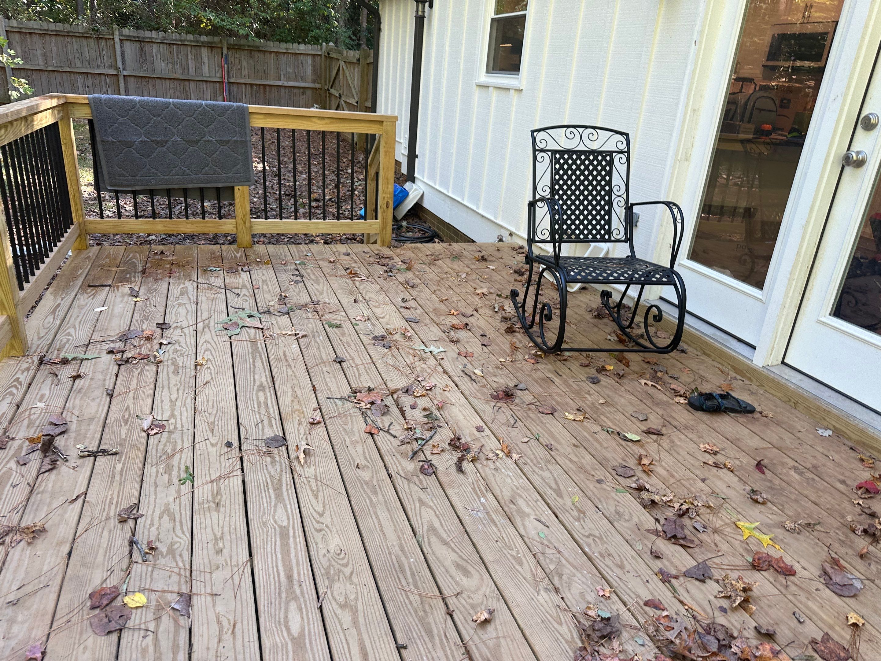 Wood Deck using Wood Sealant by DuraSeal