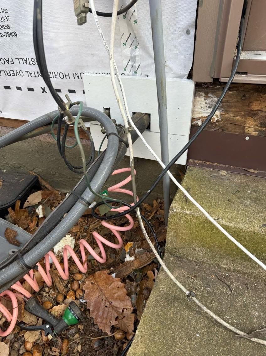 Reston: Residential Siding Replacement with James Hardie Statement Beaded Plank in Cappuccino Muffin by RM Banning, Inc.