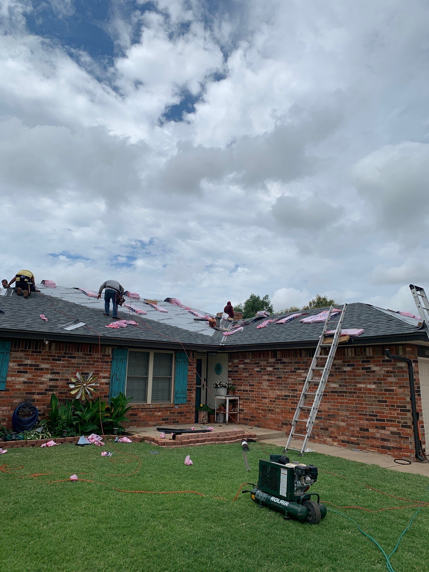 Residential Roofing Installation using Owens Corning by Castillo Roofing
