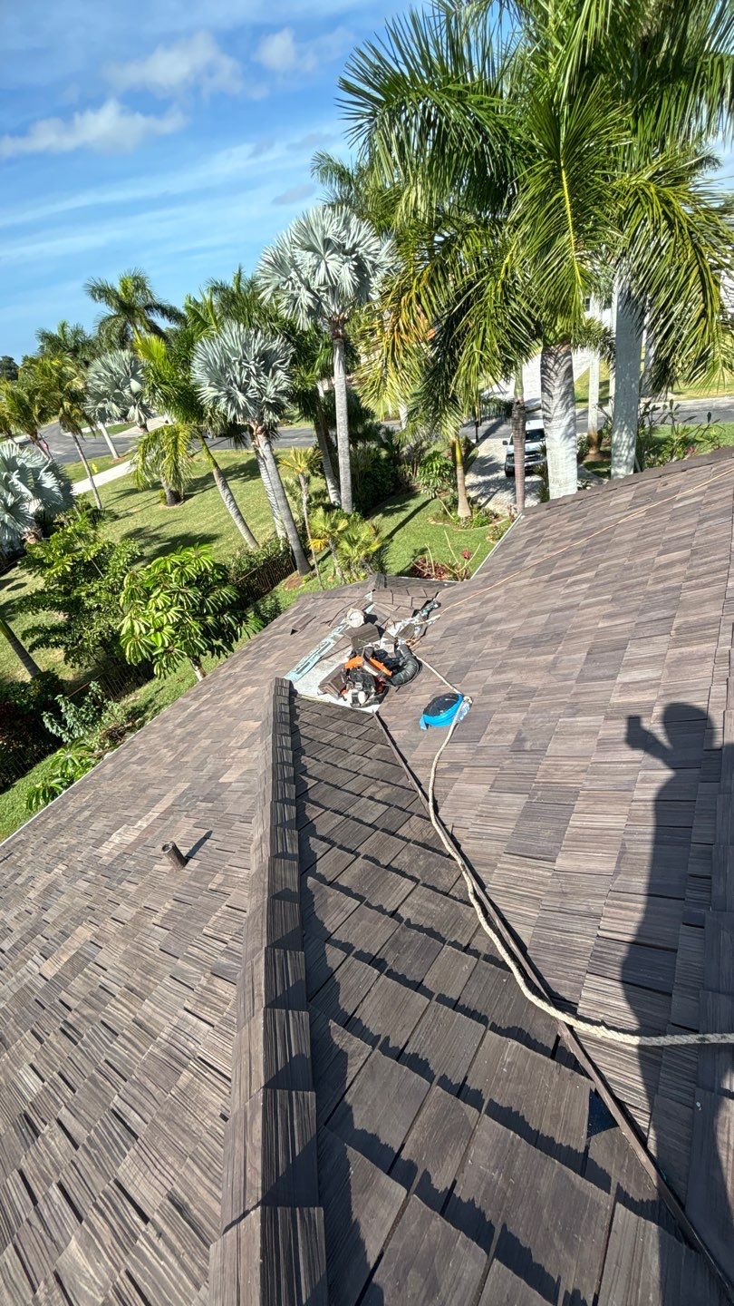 Residential Composite Replacement in North Fort Myers by International Roofing