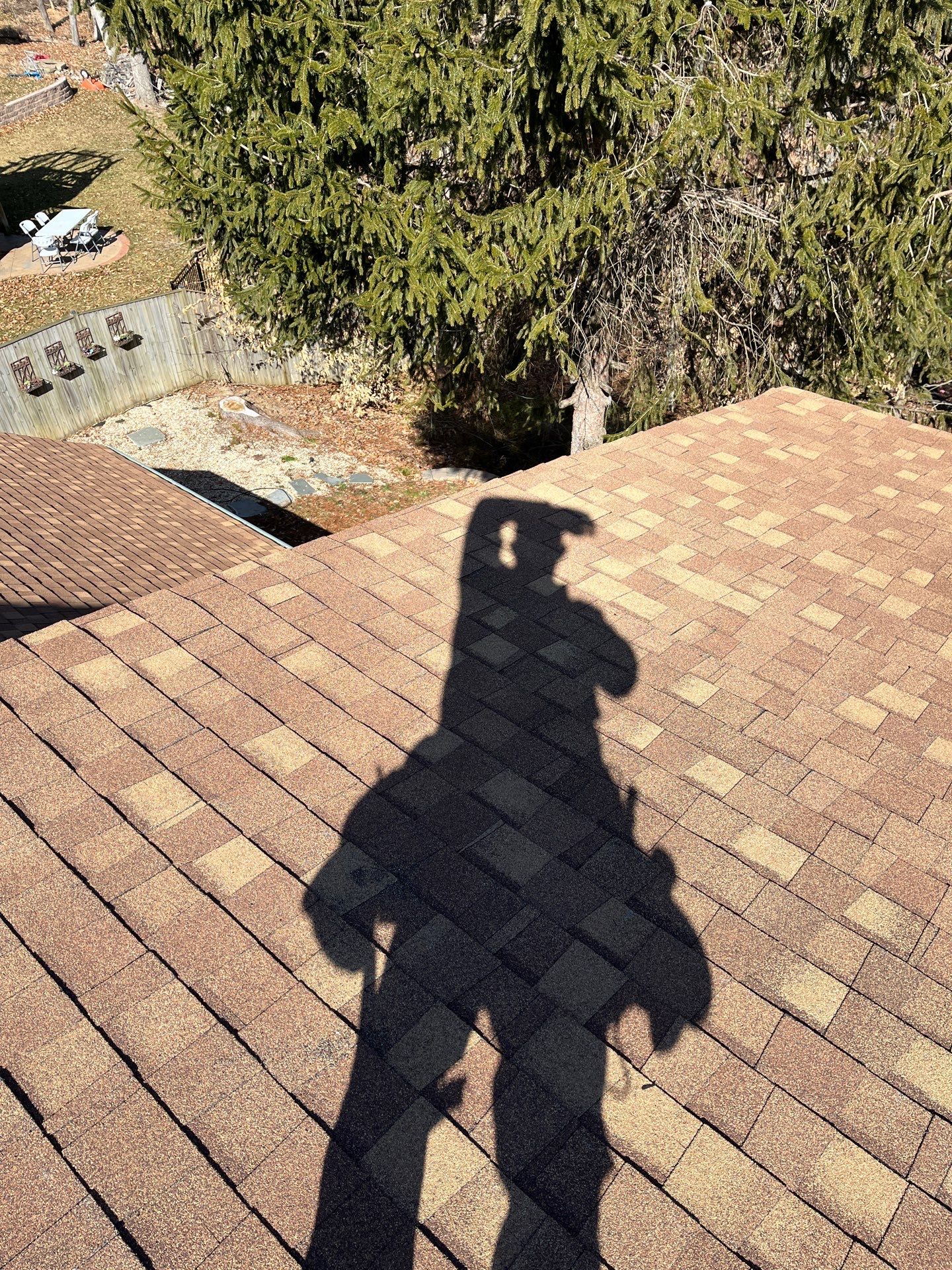 Springfield CertainTeed Landmark in Resawn Shake by RM Banning, Inc.