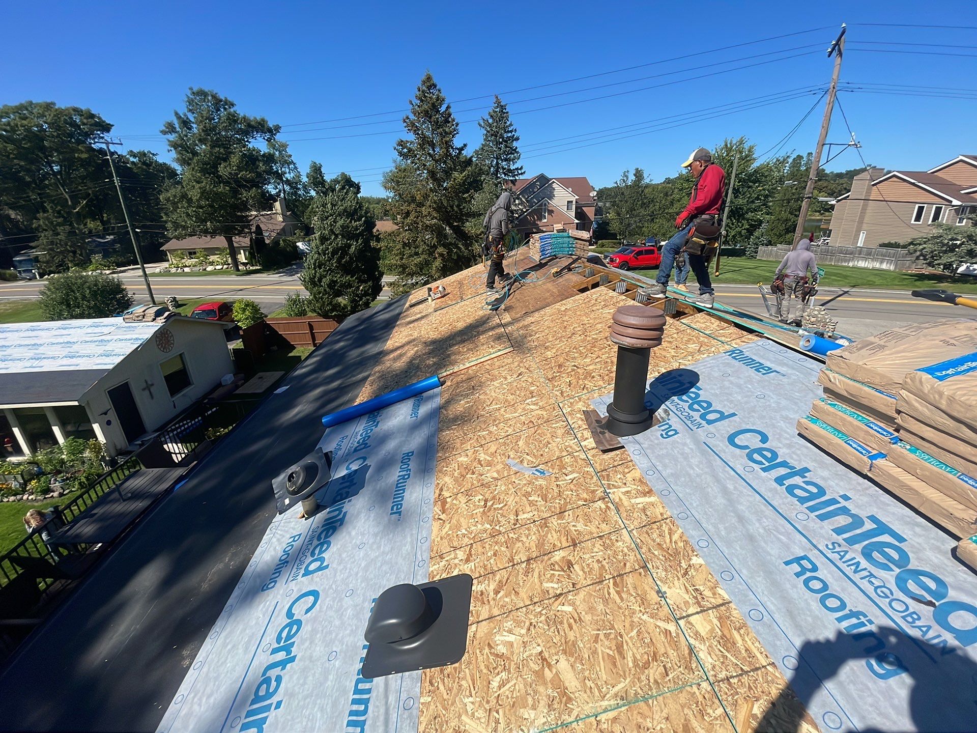 Roof Replacement using CertainTeed Landmark by 180 Contractors