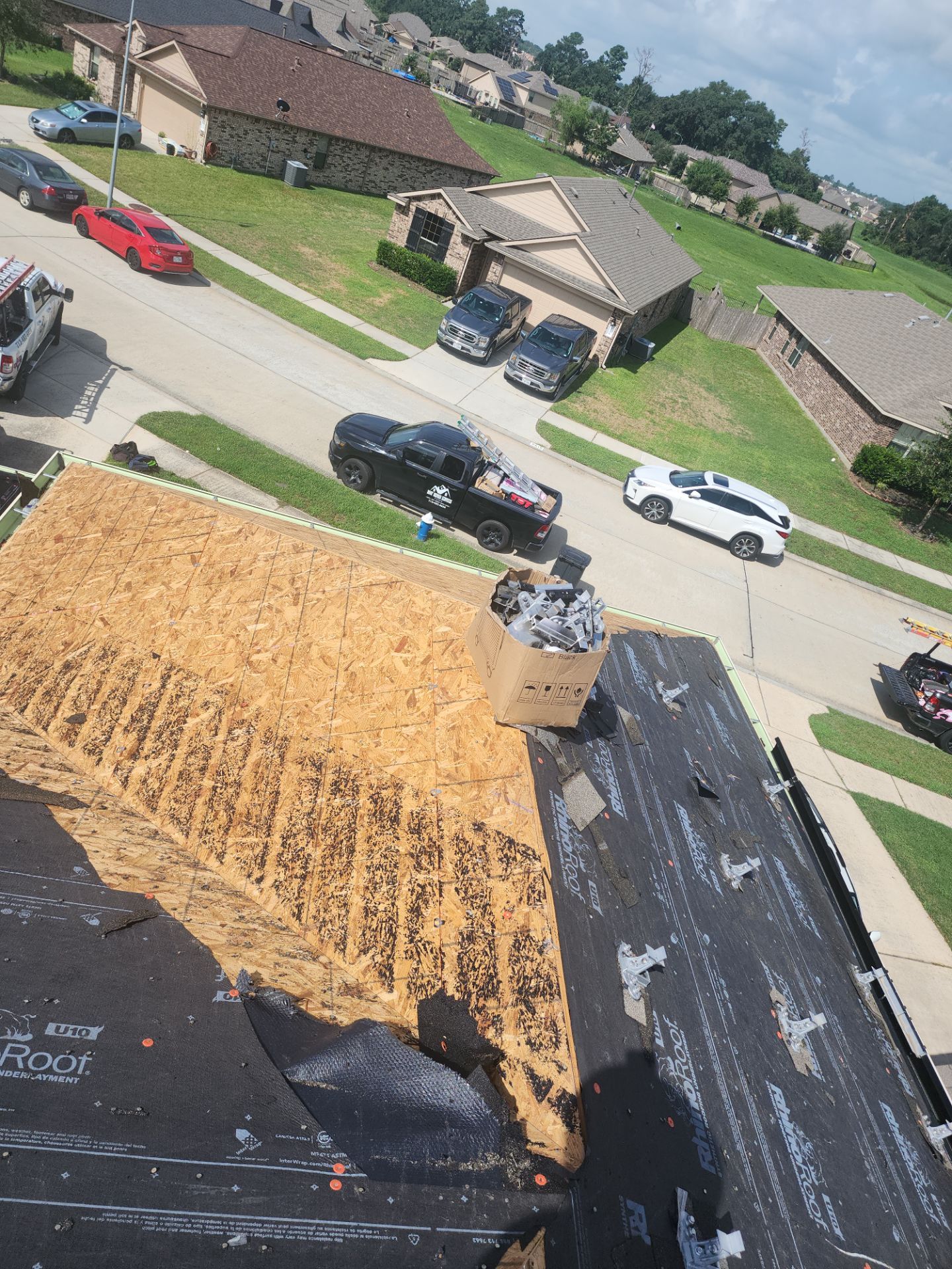 Residential Roofing Installation using Owen's Corning Duration (Lifetime) Shingles by Roof Repair Company