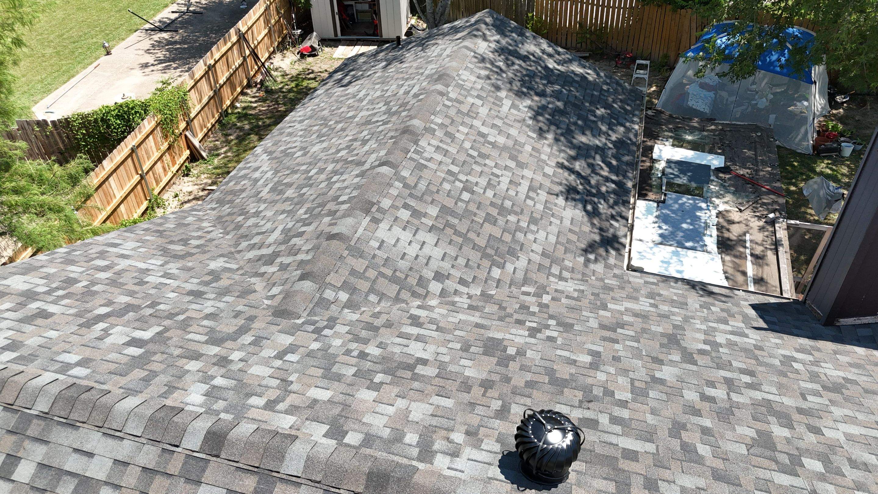 Williamsburg Gray - Owens Corning TruDefinition Duration by RoofsOnly.com