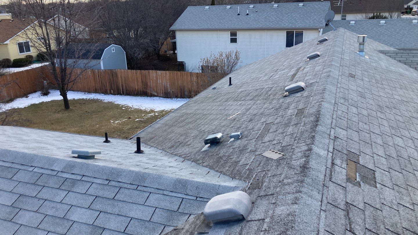 Single Story roofing replacement Meridian in using Owens Corning Oakridge shingles in Estate Grey by ID Roofing LLC