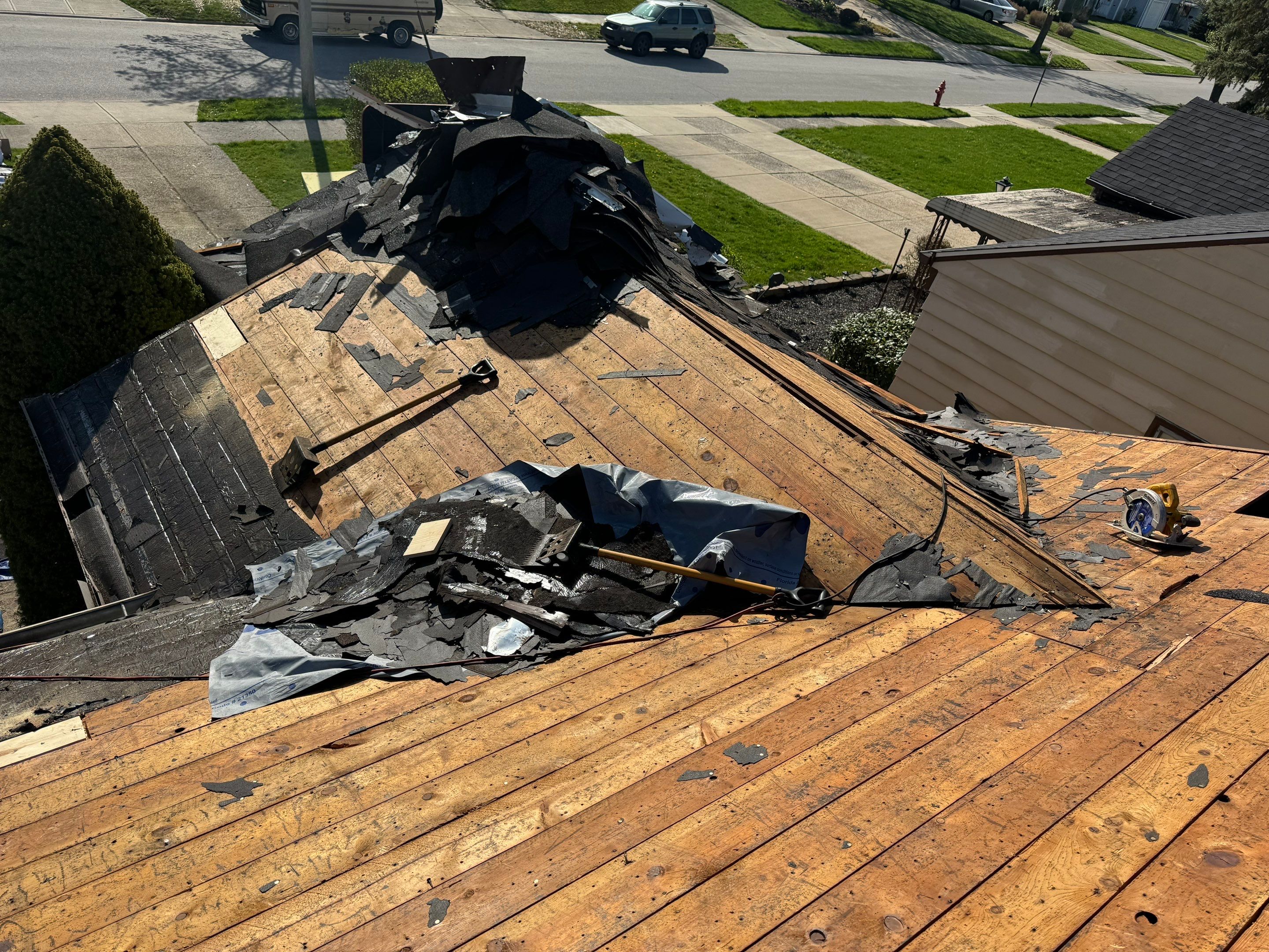 Roof, Siding, and Gutter Replacement by Homestyle in Mayfield Heights by Homestyle Home Improvements (HHI)