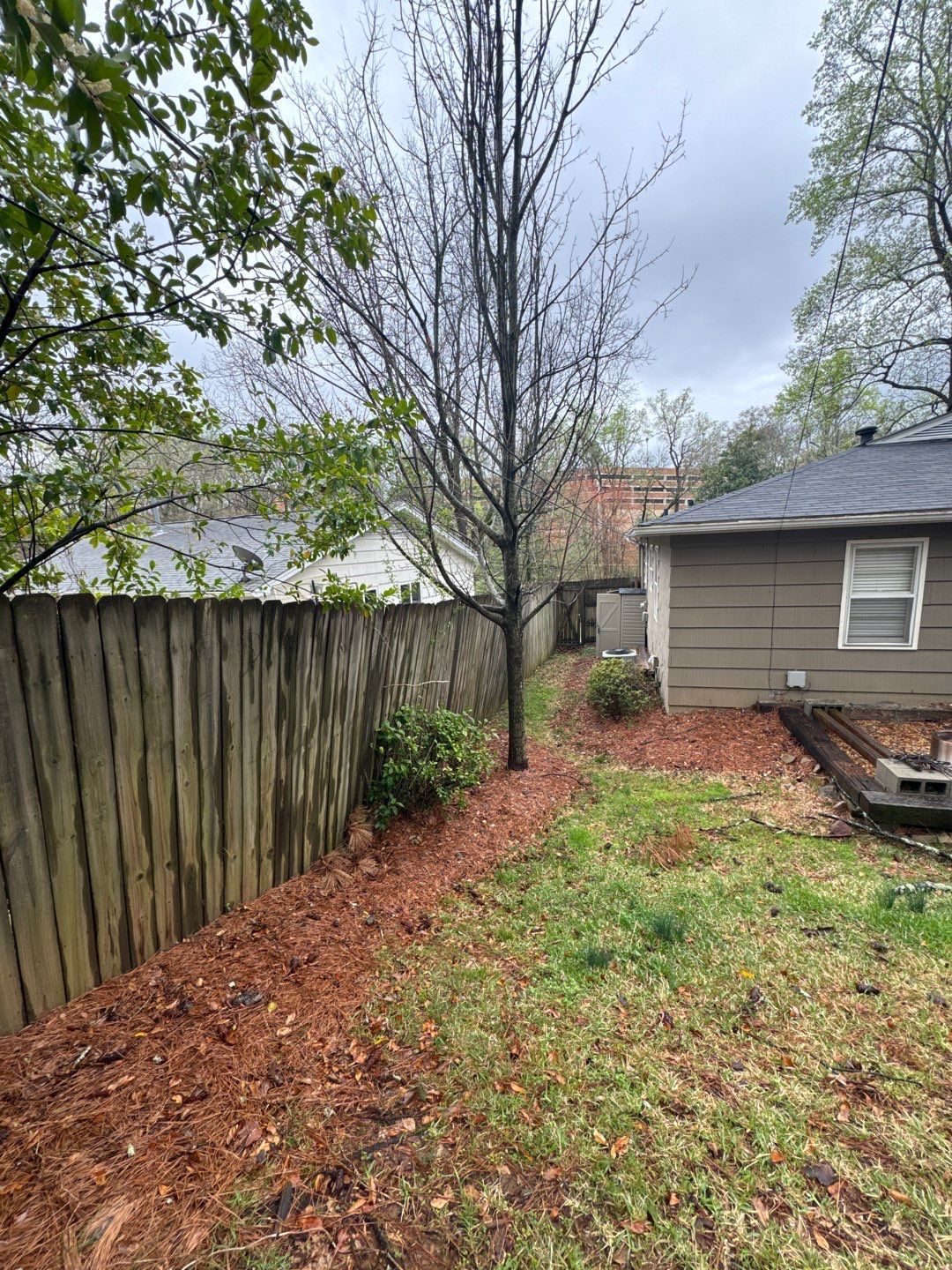 Bald Ridge - Traditional Fence by Pillar and Pine