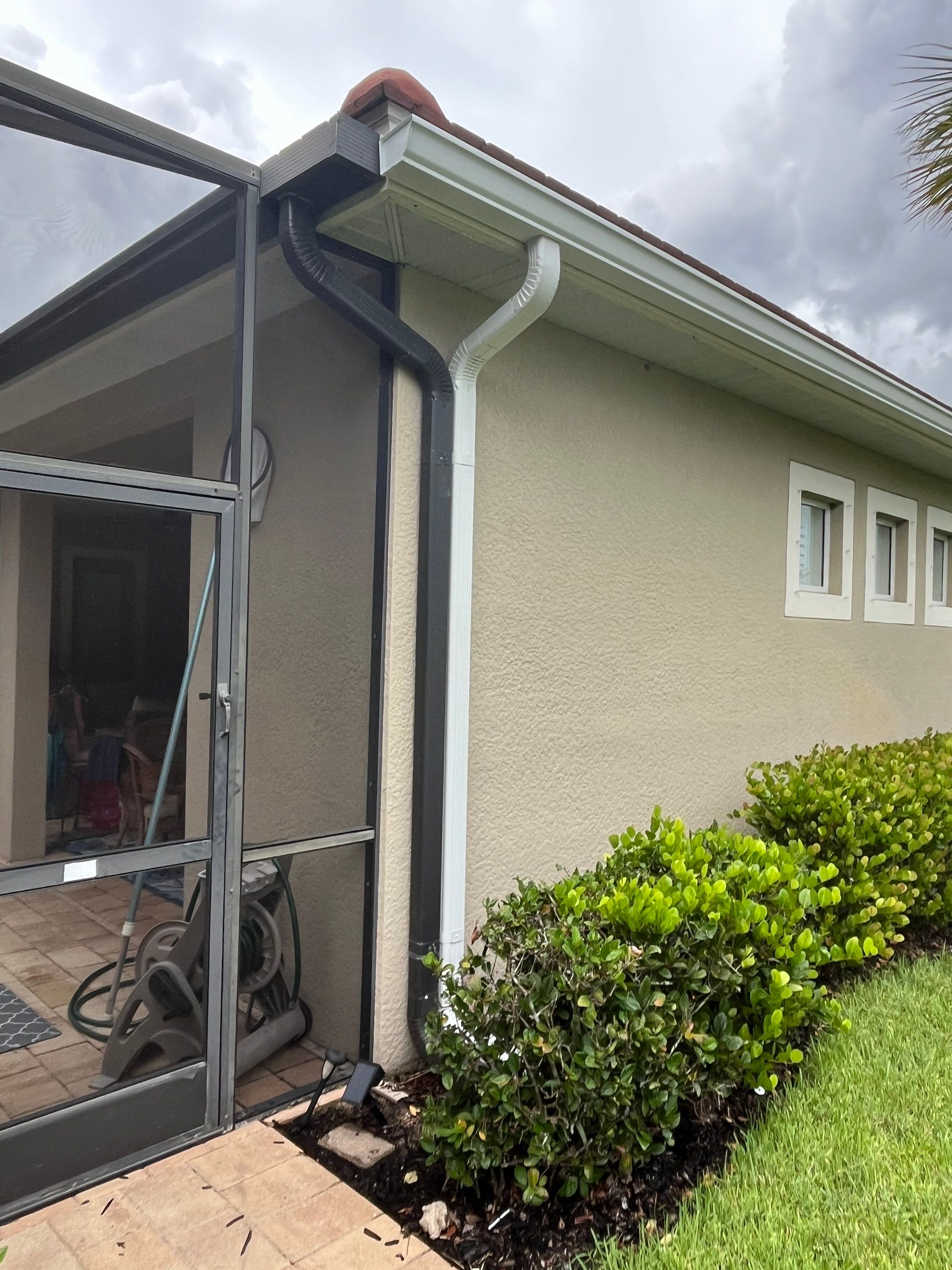 Seamless Gutters in Fort Myers FL by Gutter Professors