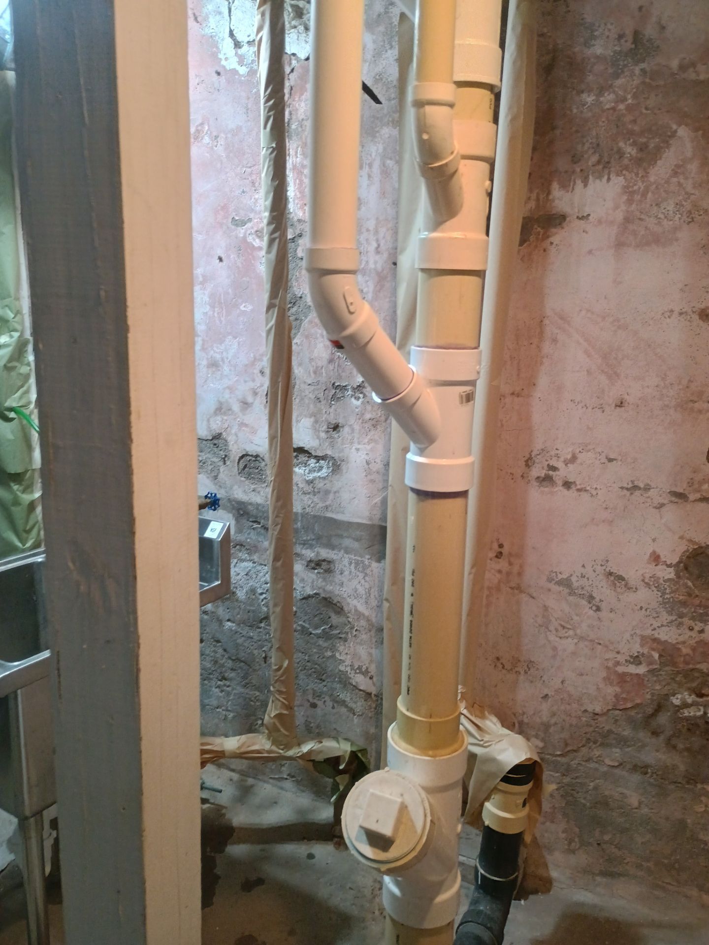 'Tis the Season for Parging by Waterproofing Northeast