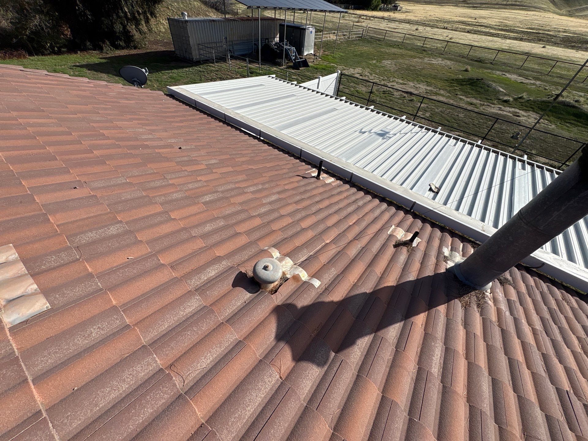 Metal Roofing by Straight Edge Roofing Inc