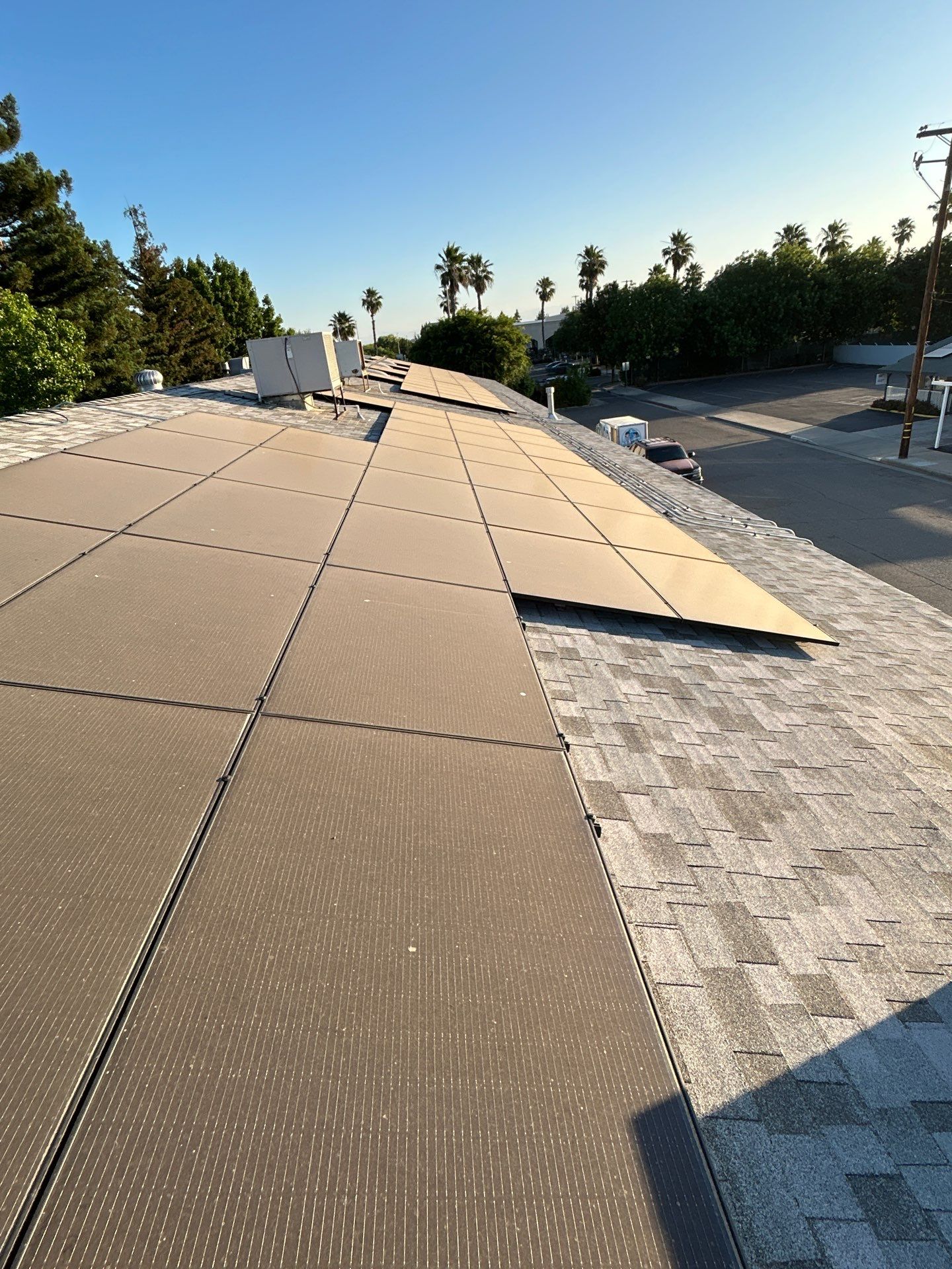Clovis Commercial Contract by D&A SOLAR CLEANING