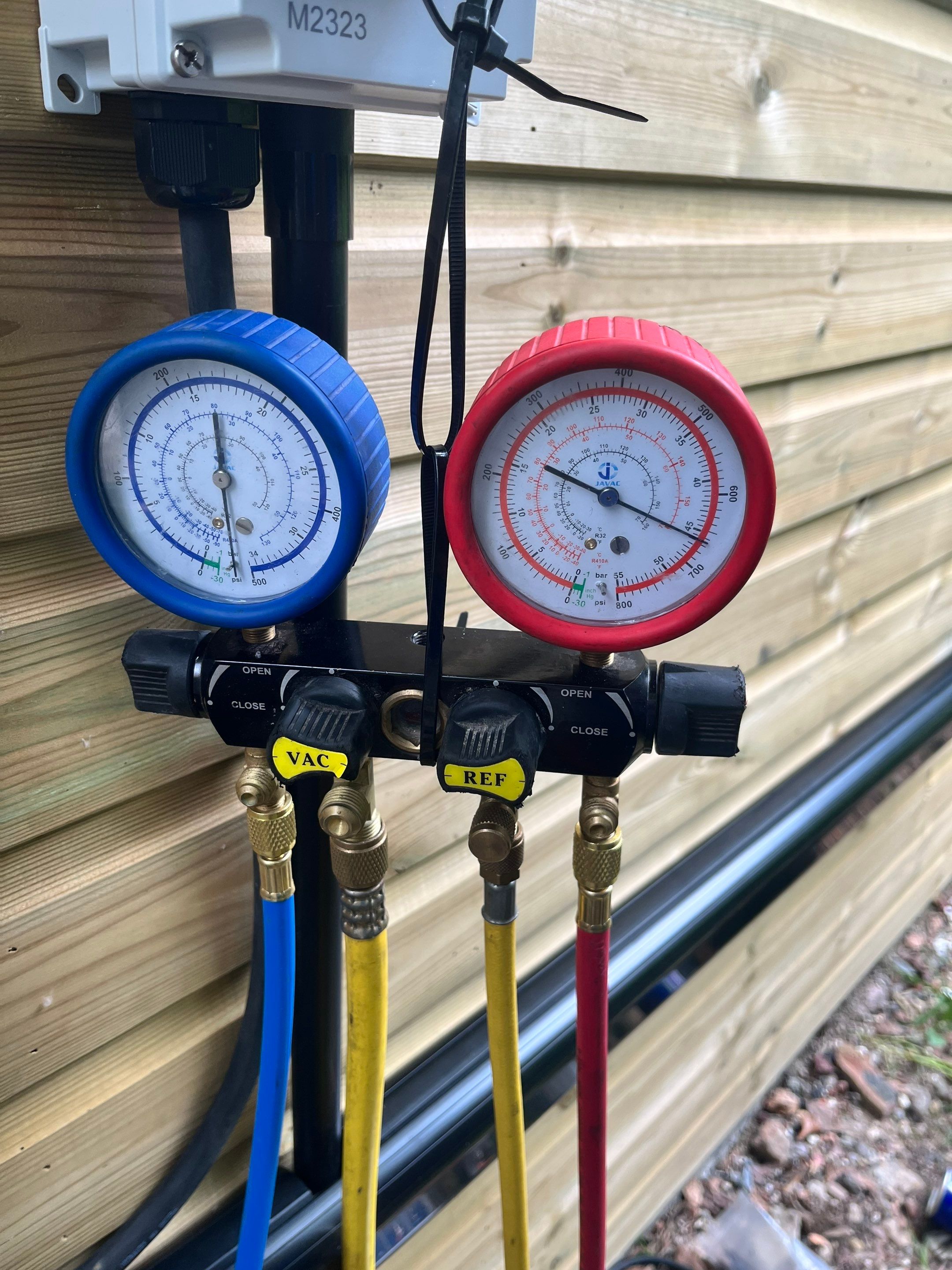 🐾 Purr-fect Climate Control Installed at a Local Cattery! ❄️🔥 by Elite Services Group Ltd