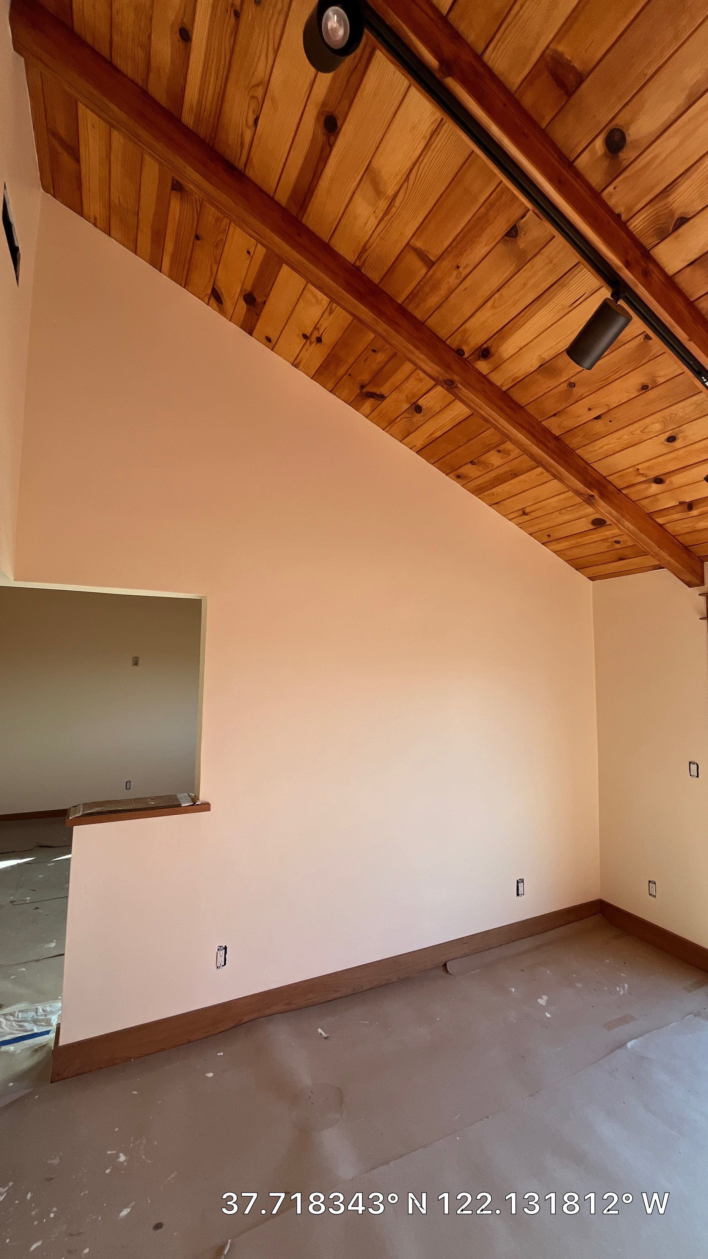 Custom interior painting and decorating by Herrera’s Bay Area Painting inc.